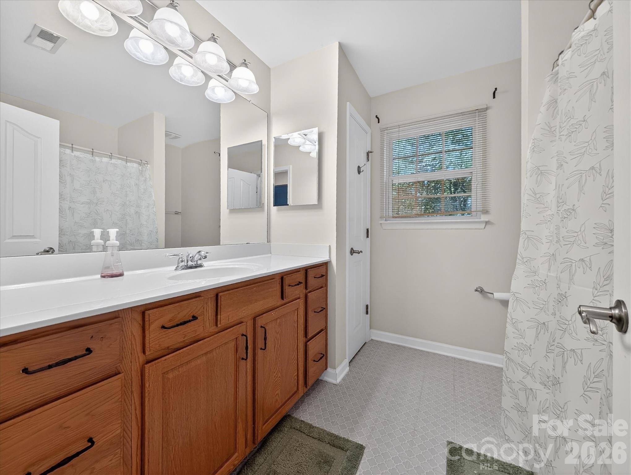 2504 Korbel Court Property Photo 24