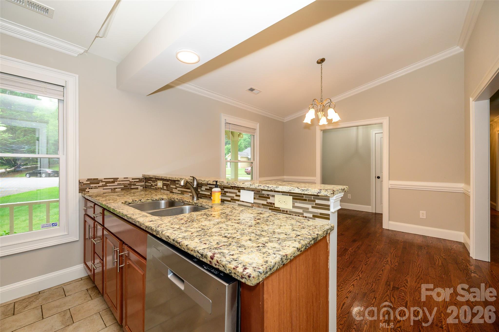 6060 Acadian Woods Drive Property Photo 12