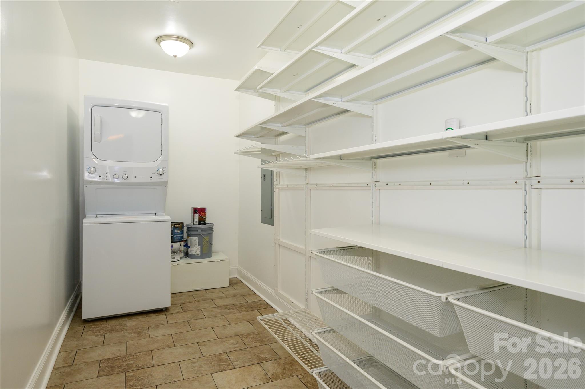 6060 Acadian Woods Drive Property Photo 13