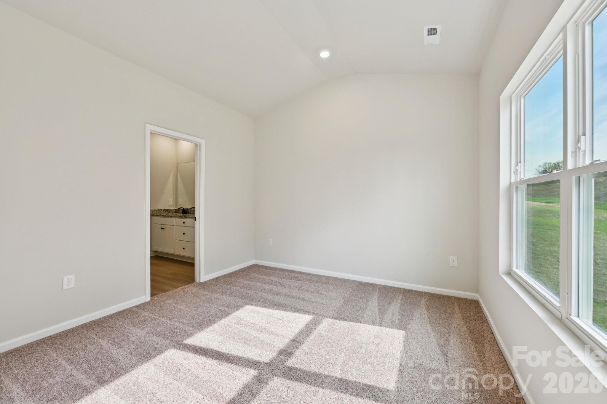 3421 Yorkshire Drive Property Photo 12