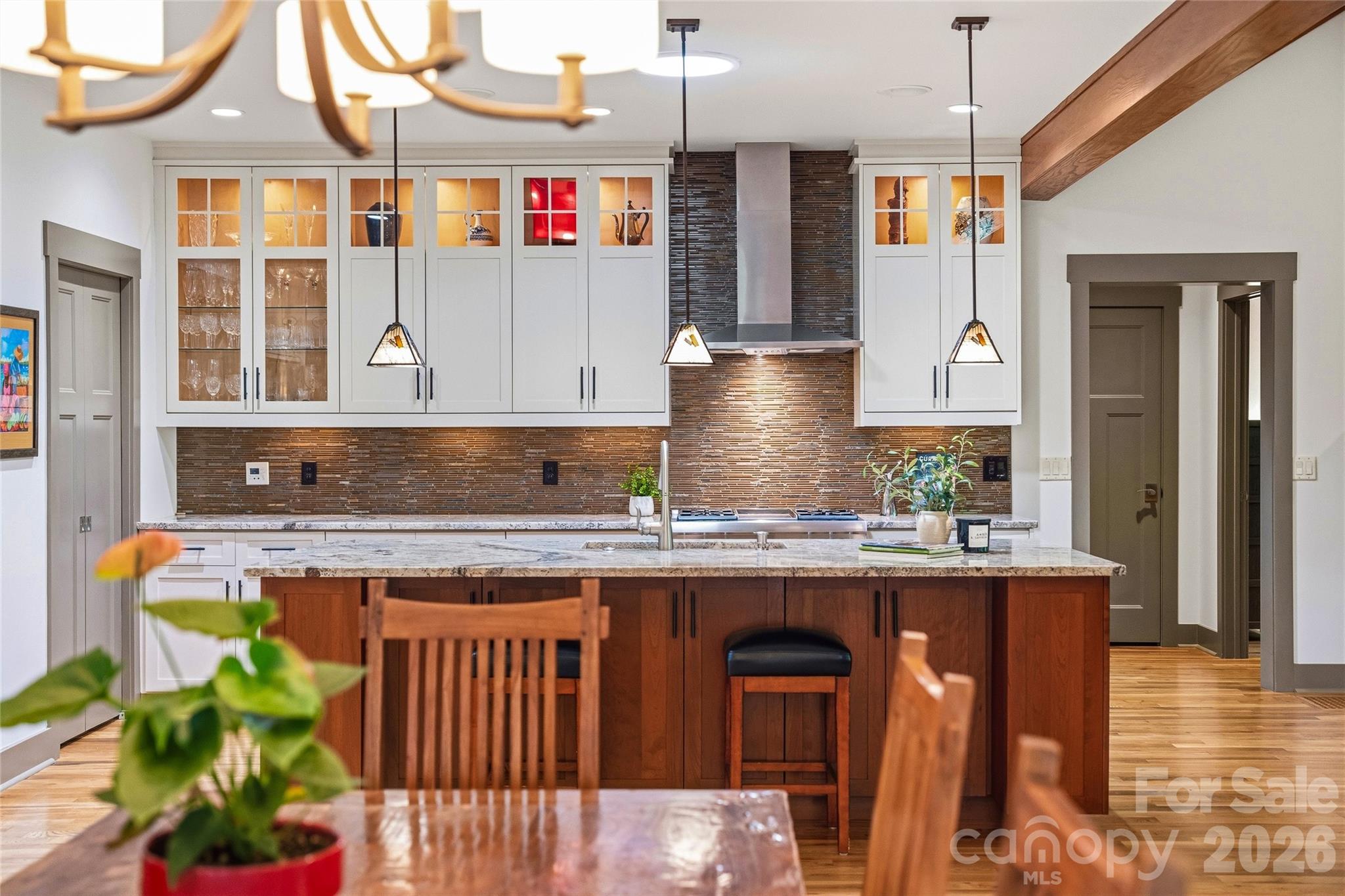 15 E Owl Creek Lane Property Photo 3