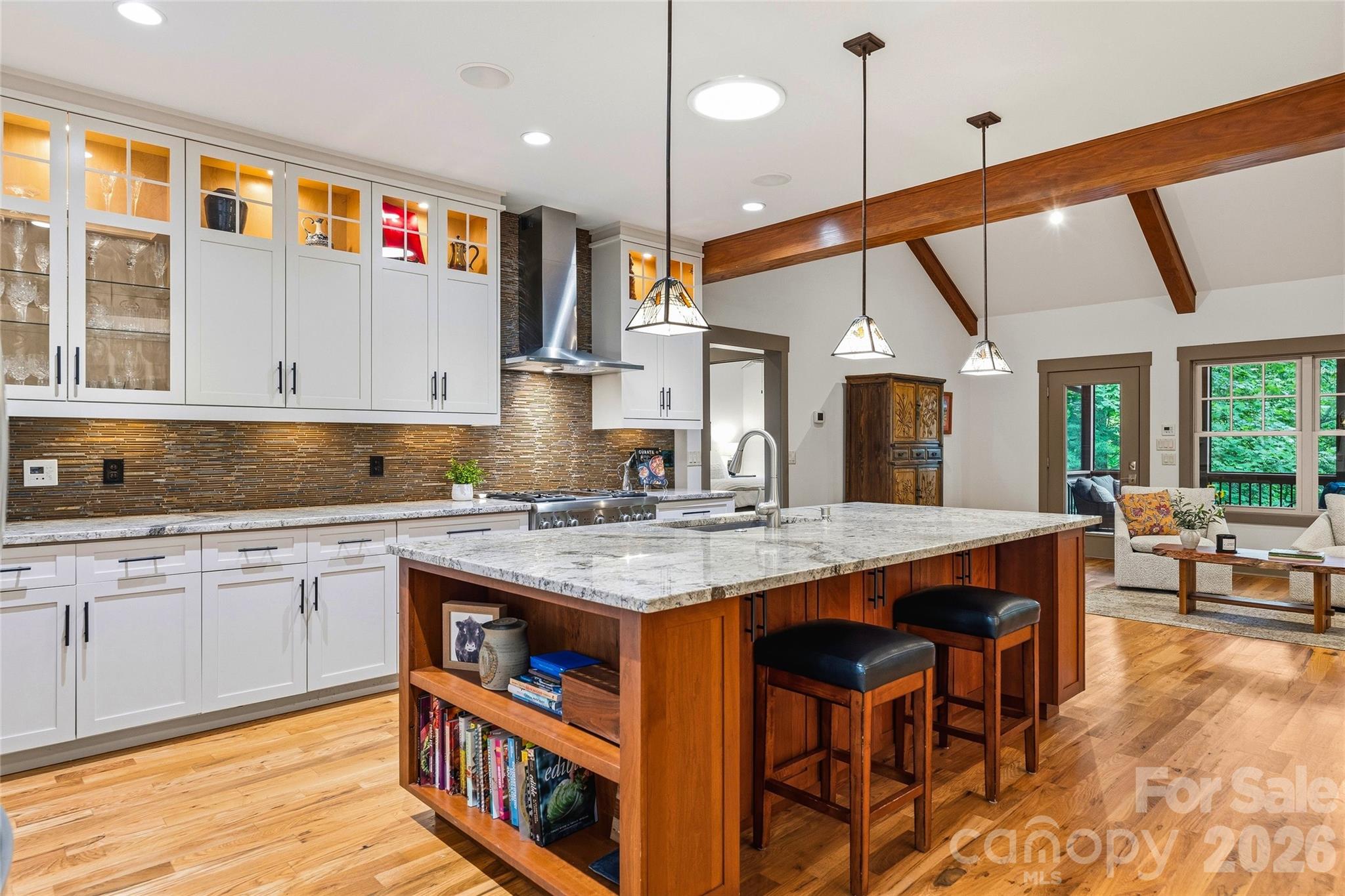 15 E Owl Creek Lane Property Photo 4