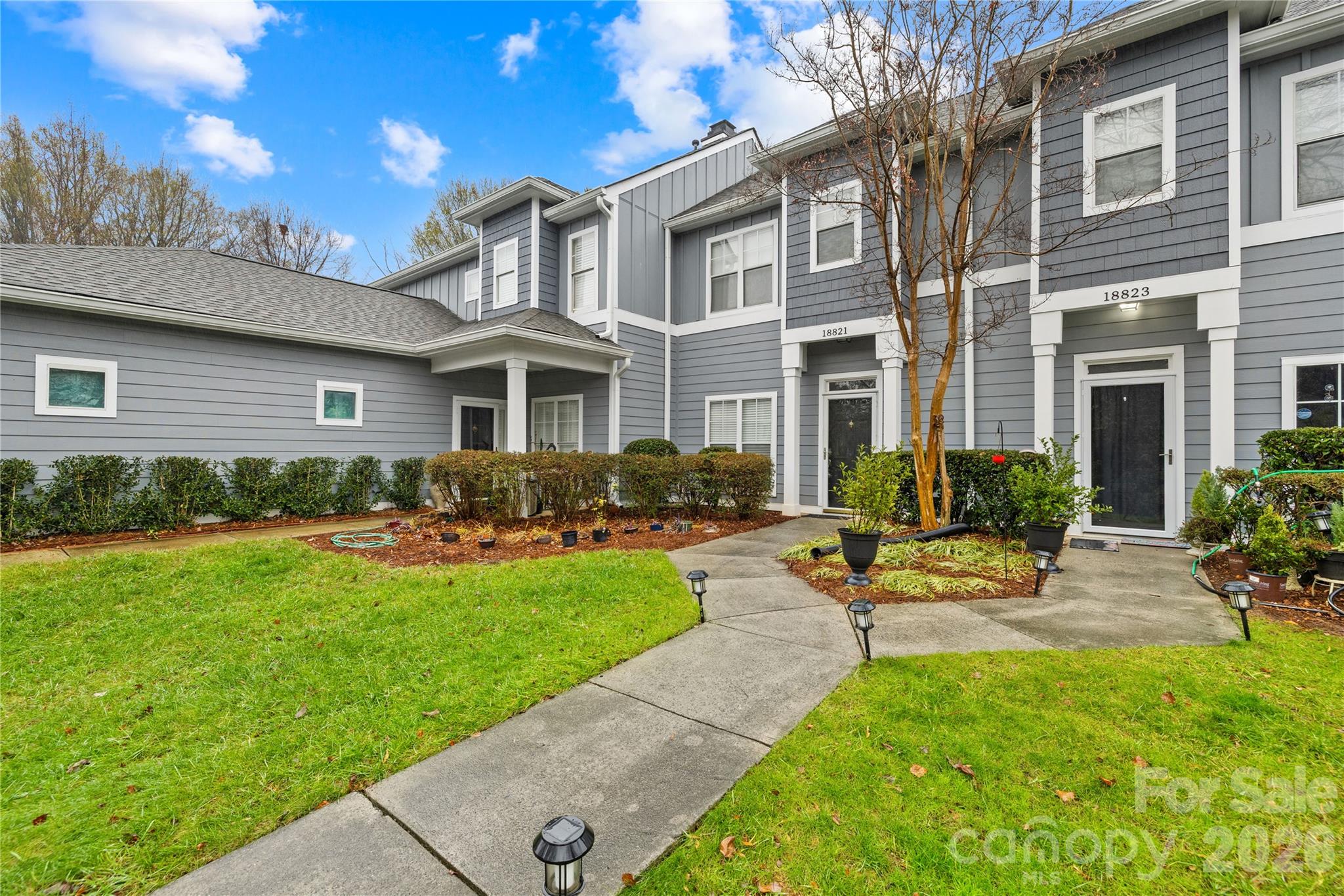 18821 Silver Quay Drive Property Photo 3