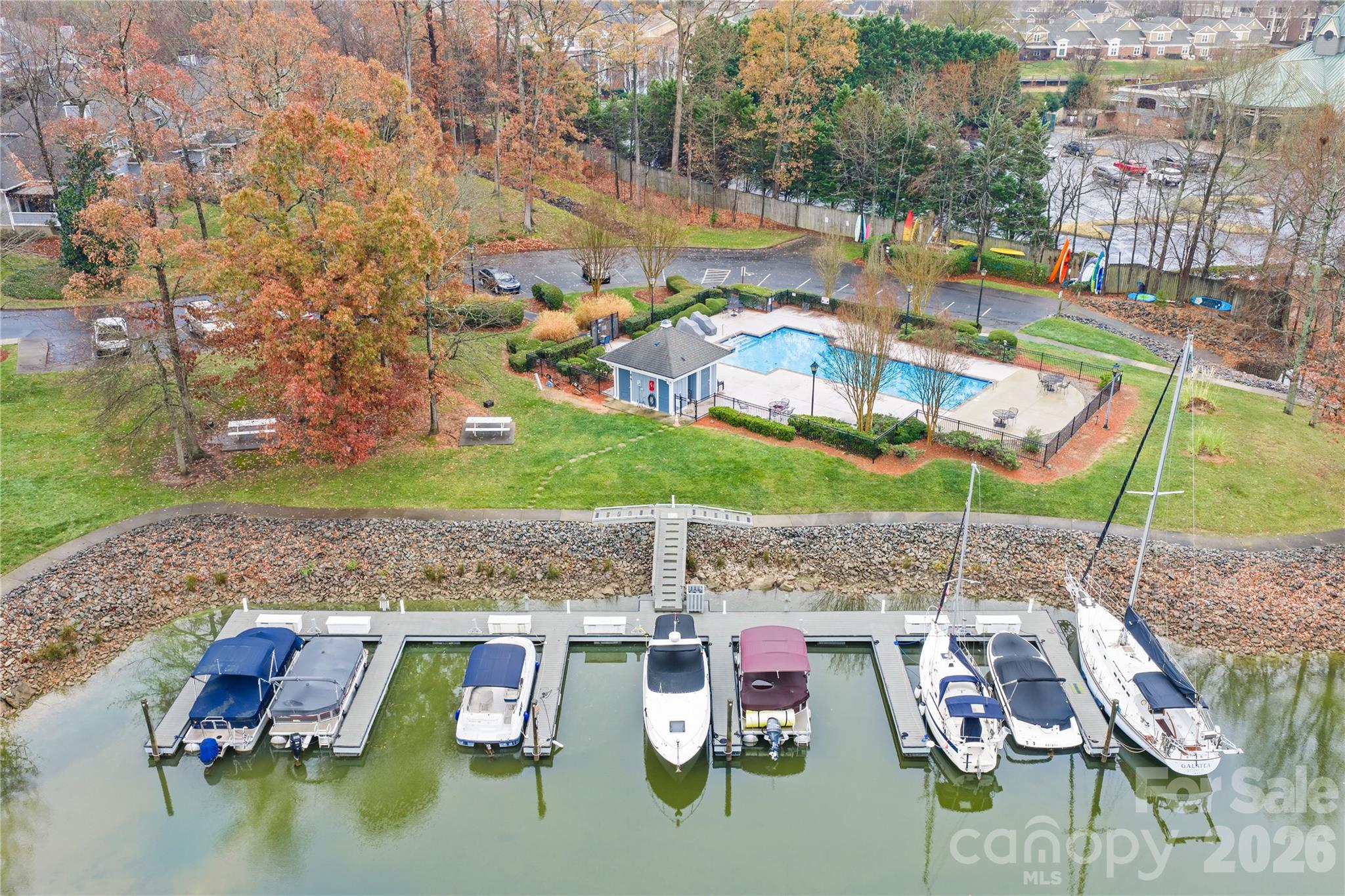 18821 Silver Quay Drive Property Photo 40