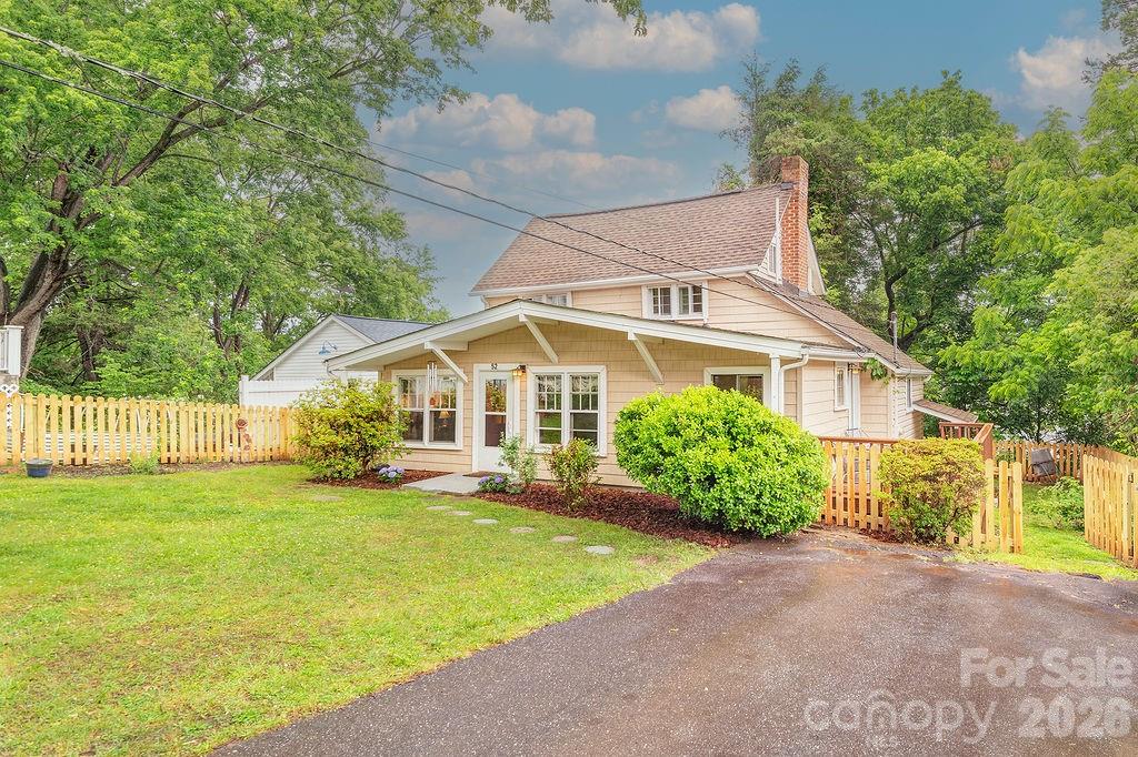 52 Gracelyn Road Property Photo 2