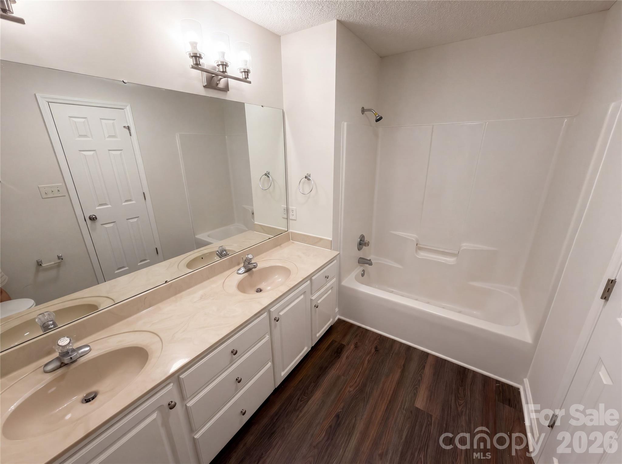 6018 Bryant Lane Property Photo 13