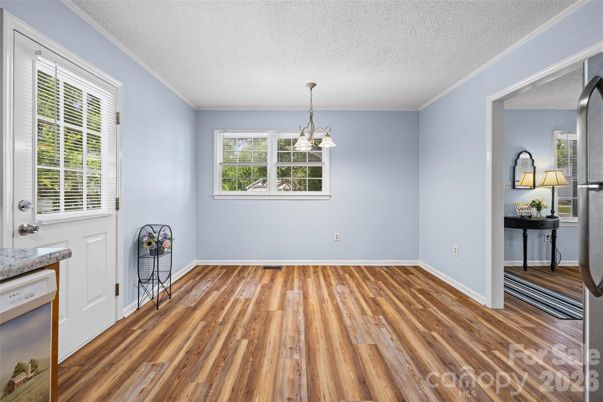 1421 Flint Hill Street Property Photo 14