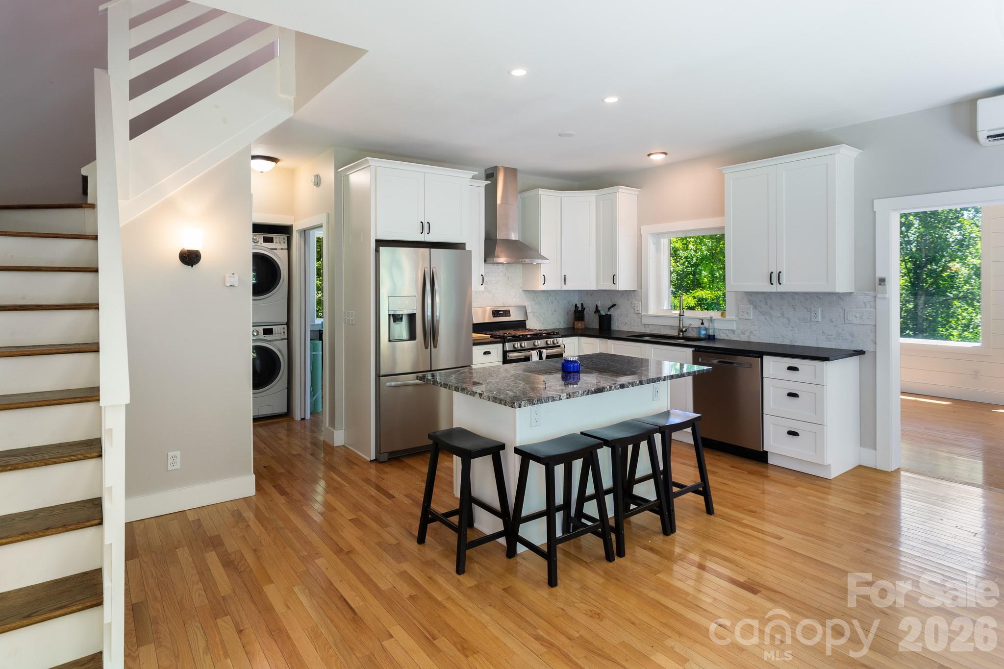 1621 Upward Way Property Photo 6
