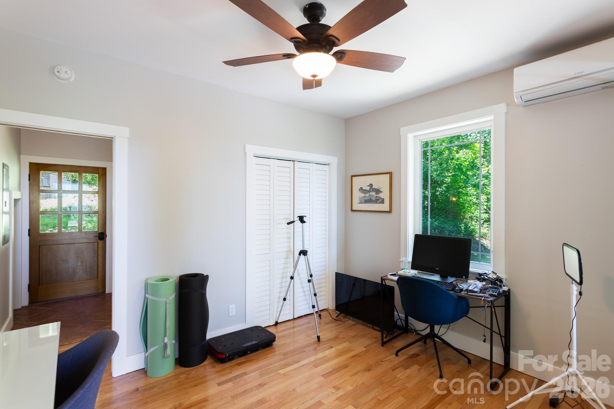 1621 Upward Way Property Photo 12