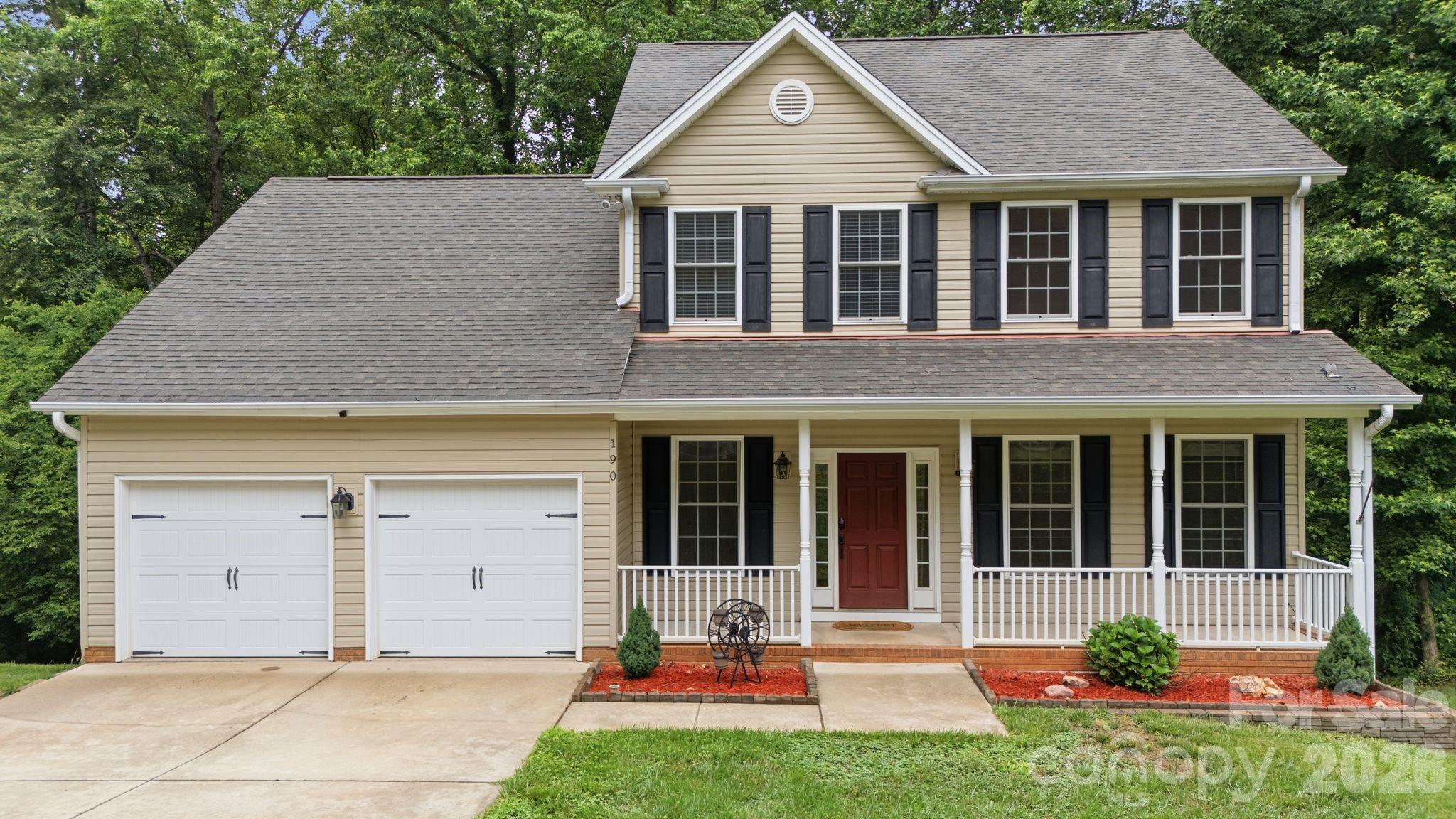 190 Meadow Glen Drive Property Photo 1