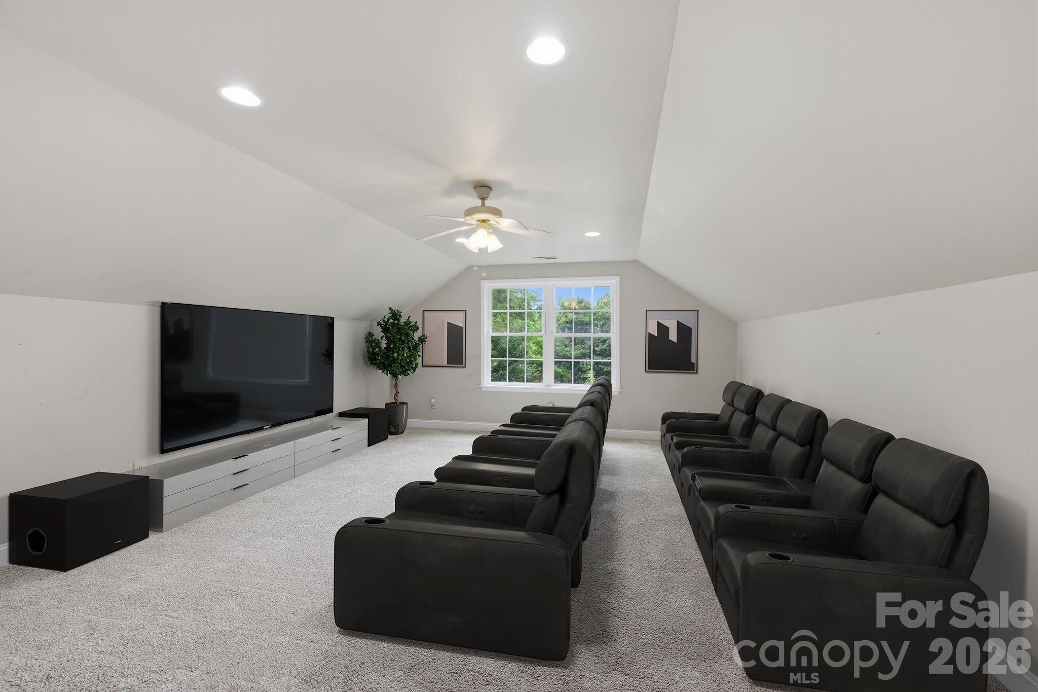 190 Meadow Glen Drive Property Photo 27