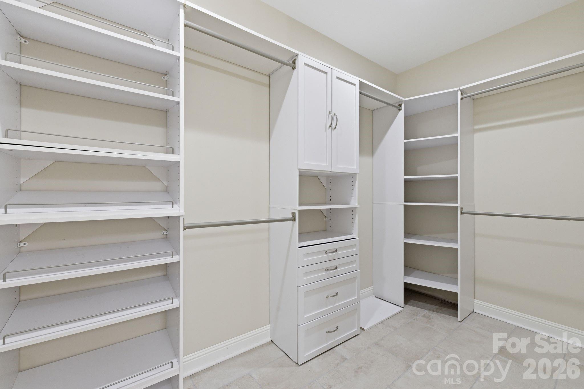 190 Meadow Glen Drive Property Photo 42