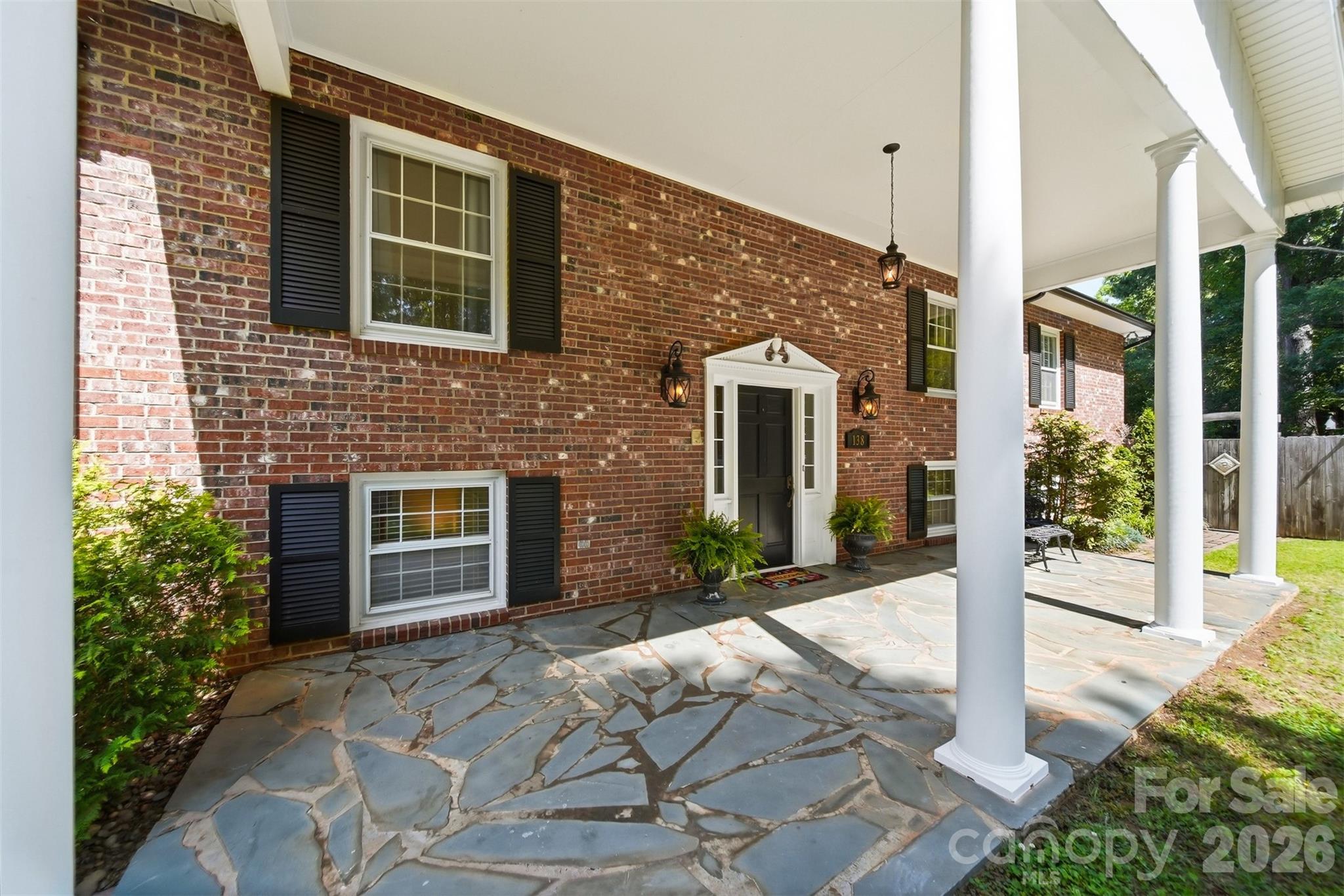 138 Whispering Pines Drive Property Photo 3