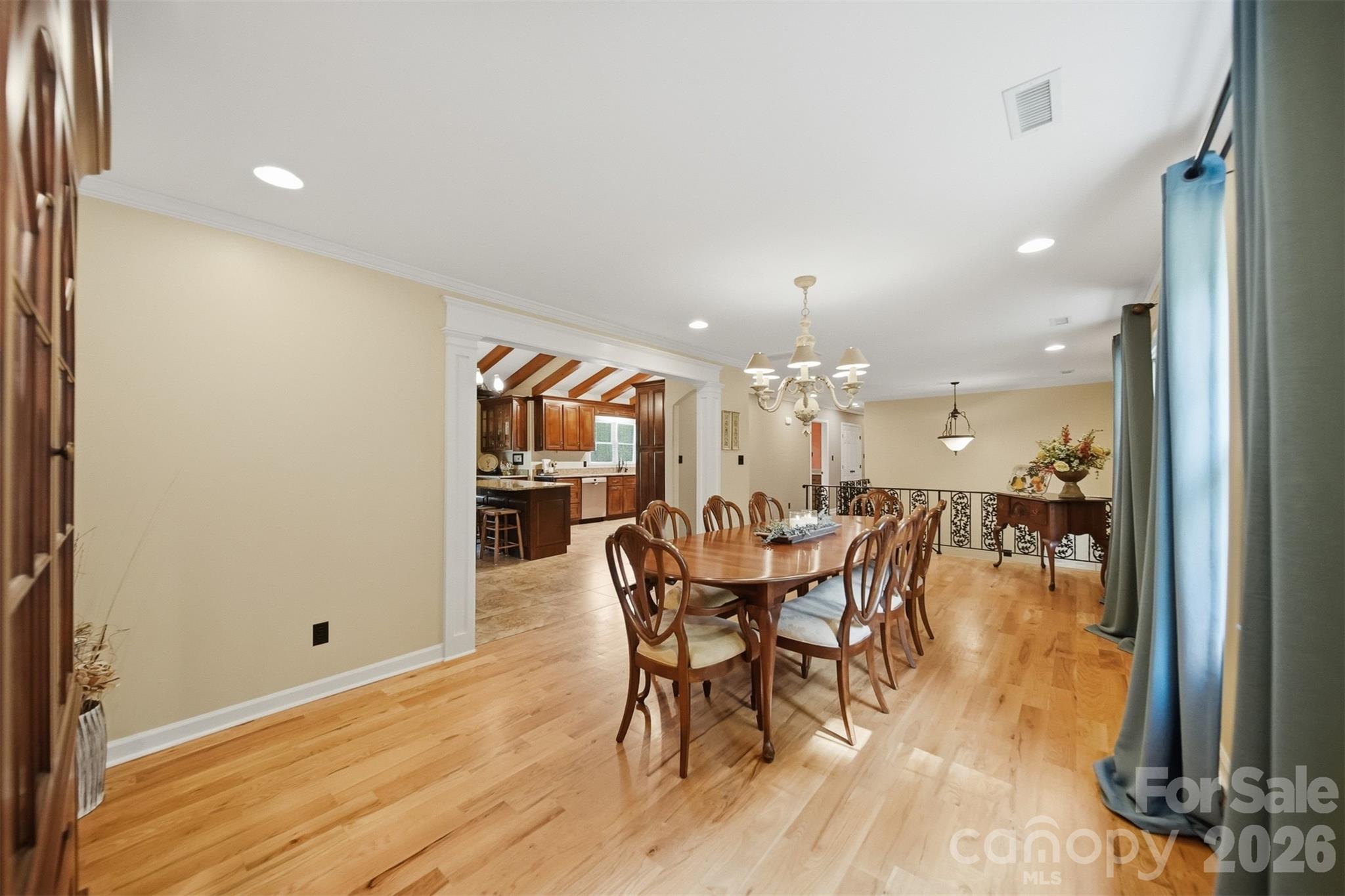 138 Whispering Pines Drive Property Photo 34