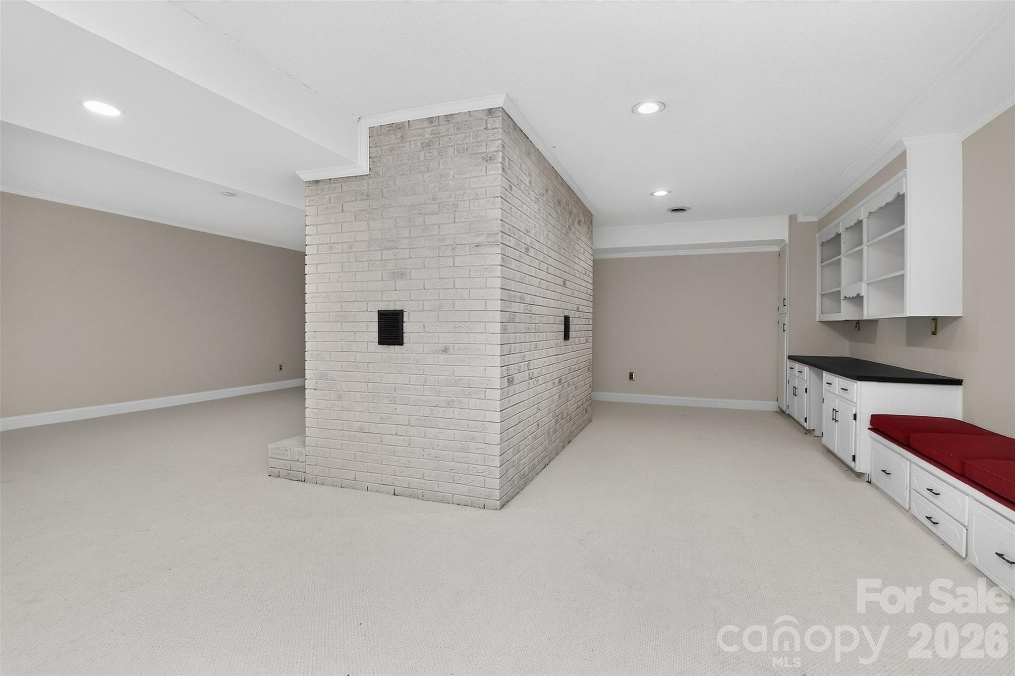 2004 Fountain Lane Property Photo 35