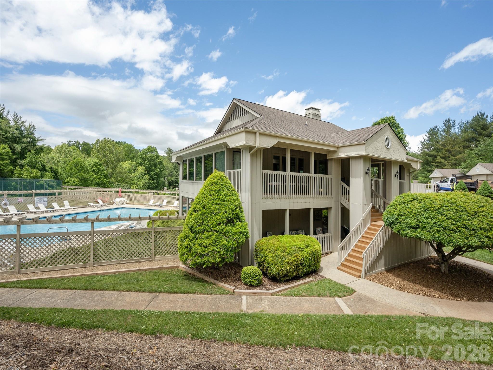 1305 Abbey Circle Property Photo 22