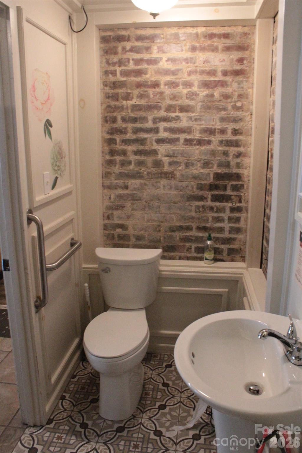 3 And 5 E Liberty Street Property Photo 3