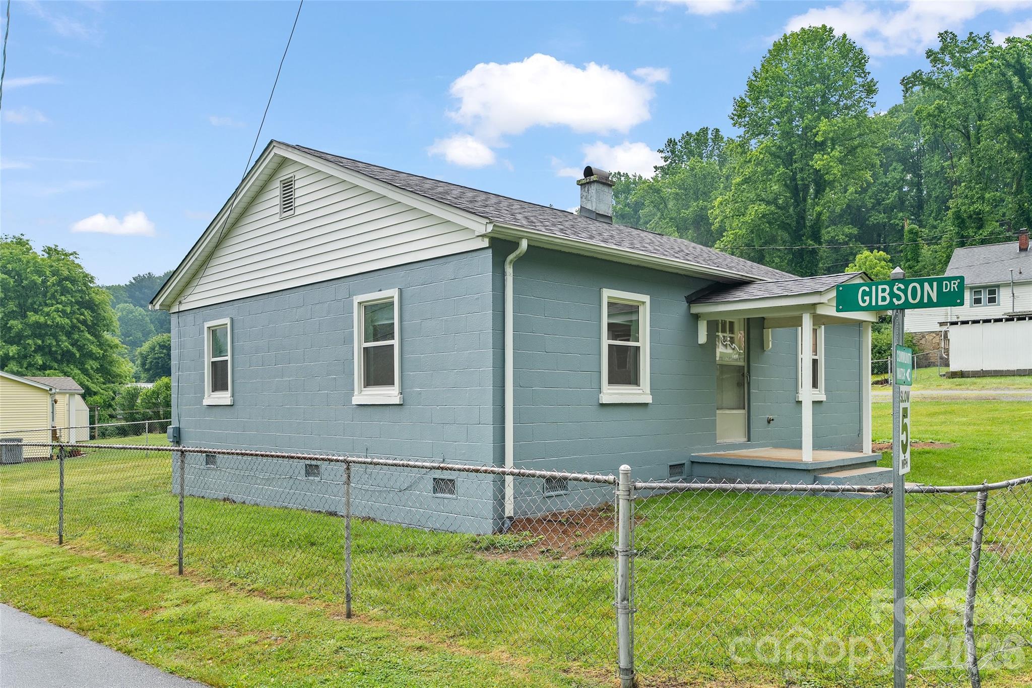 34 Stephens Road Property Photo 1
