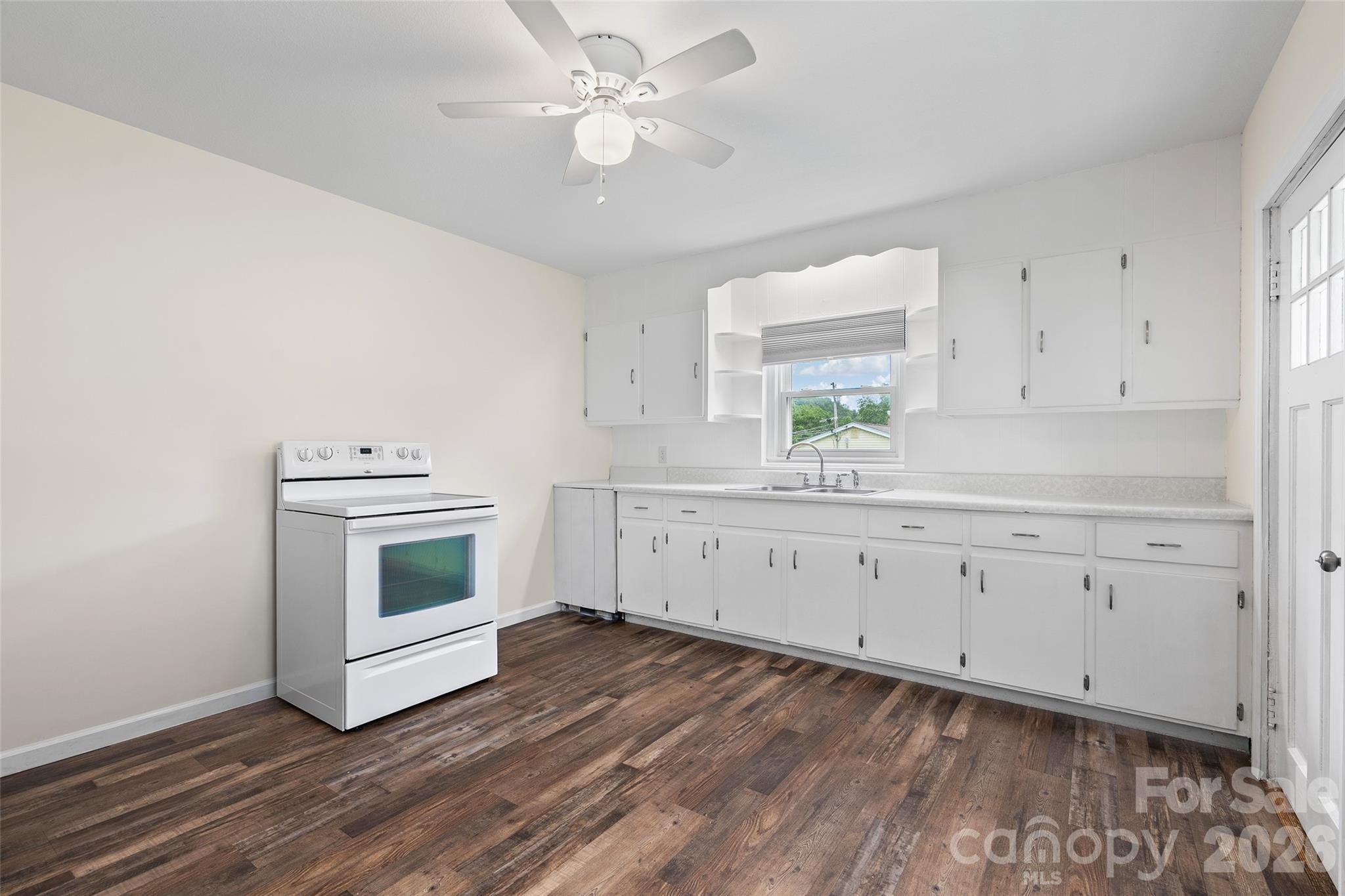 34 Stephens Road Property Photo 5
