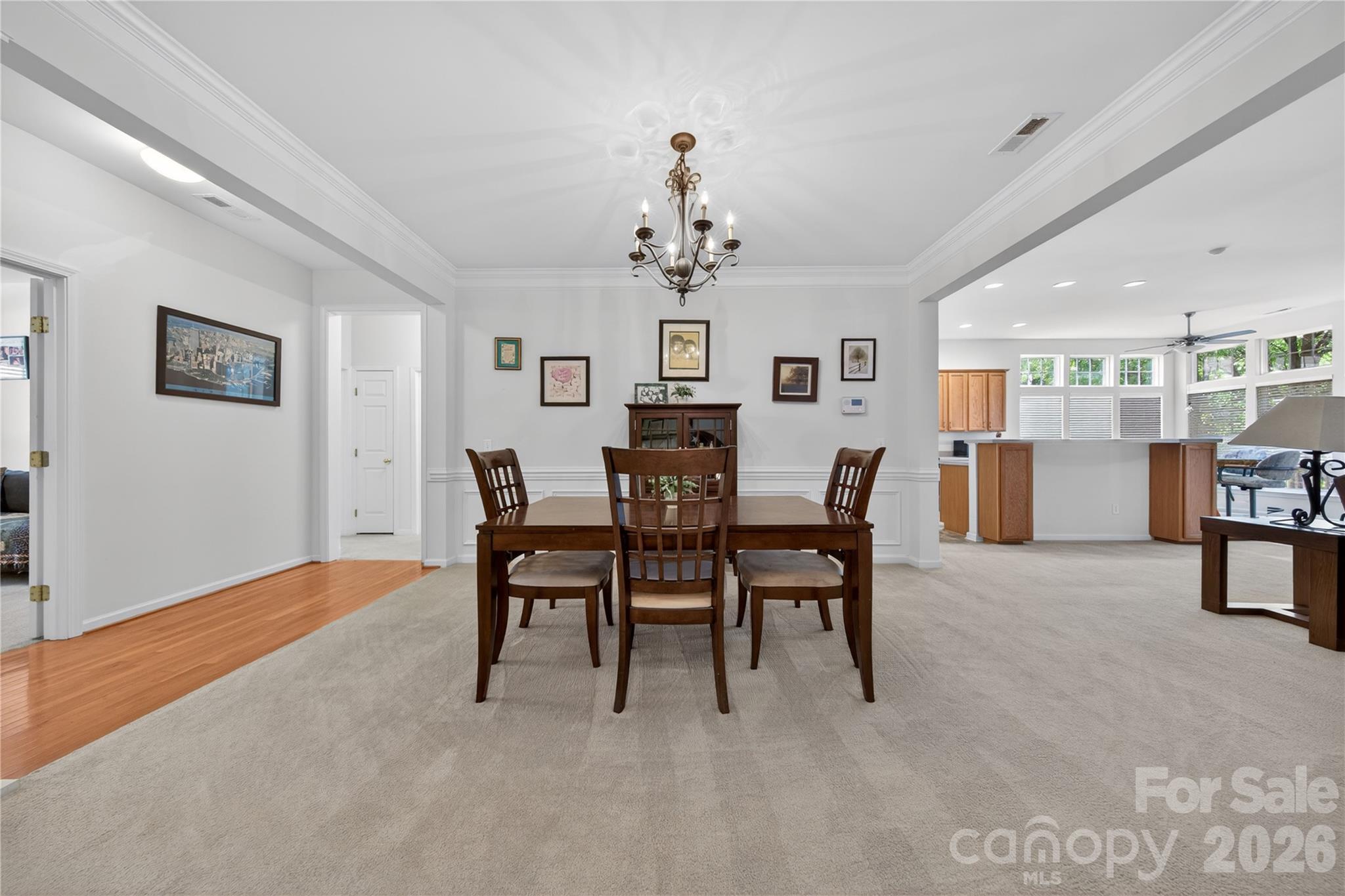 533 Fair Oaks Drive Property Photo 4