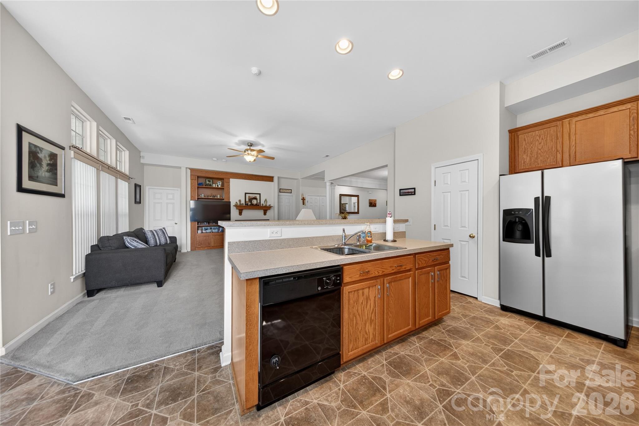 533 Fair Oaks Drive Property Photo 12