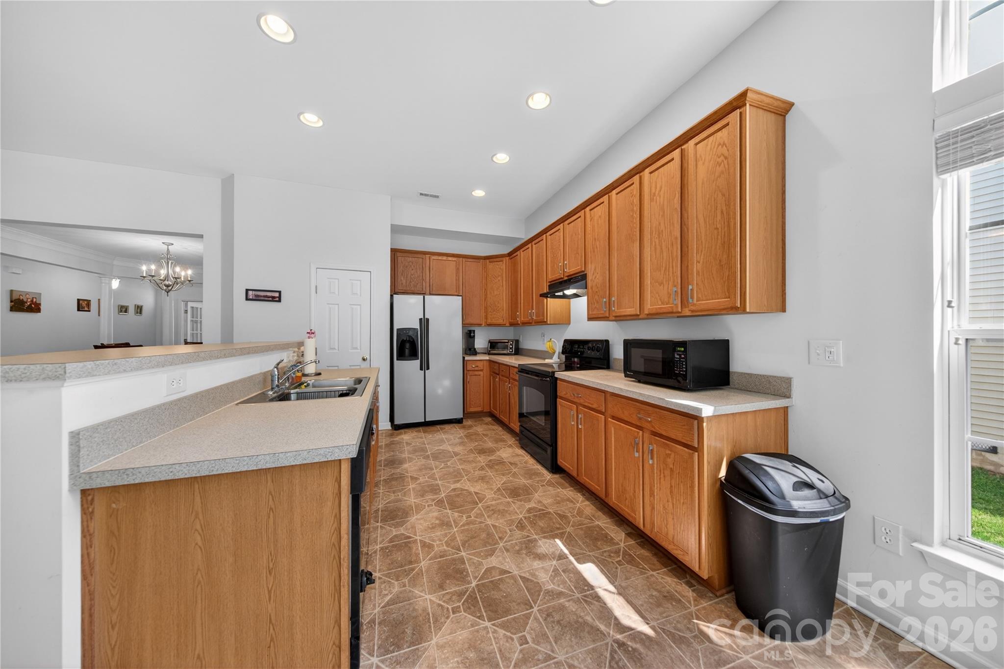 533 Fair Oaks Drive Property Photo 13