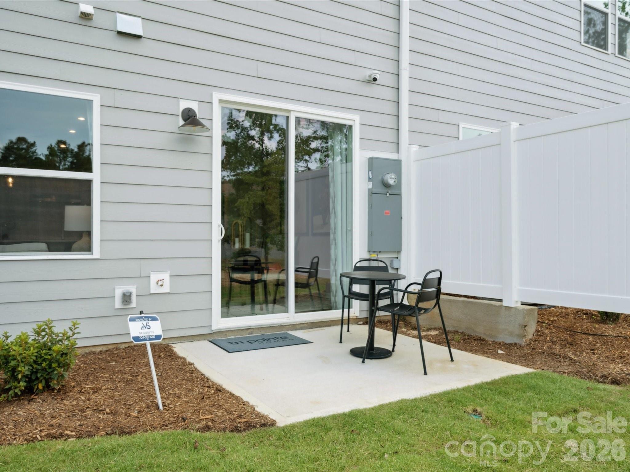 707 Bowery Place Property Photo 12