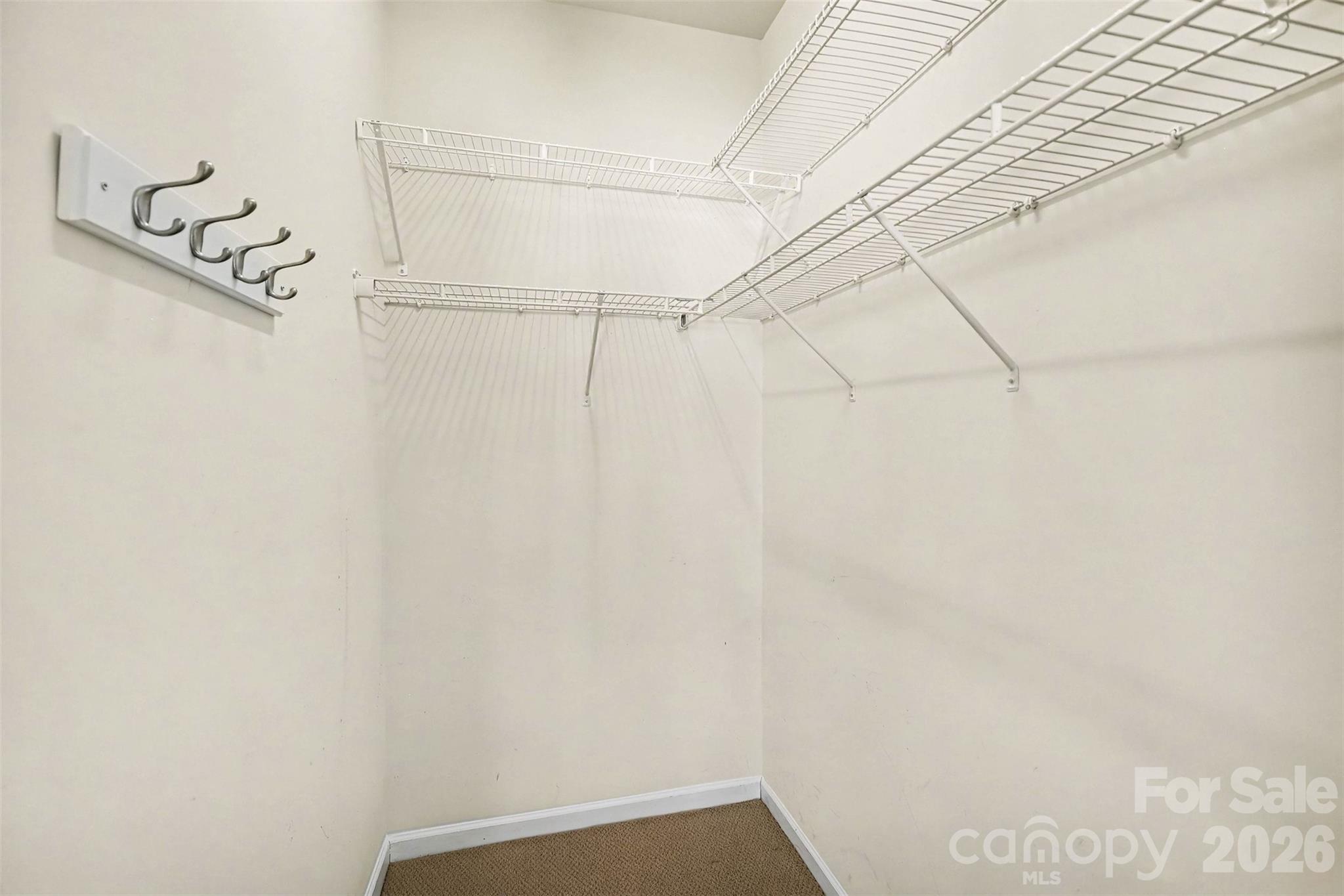 717 River Park Road Property Photo 16