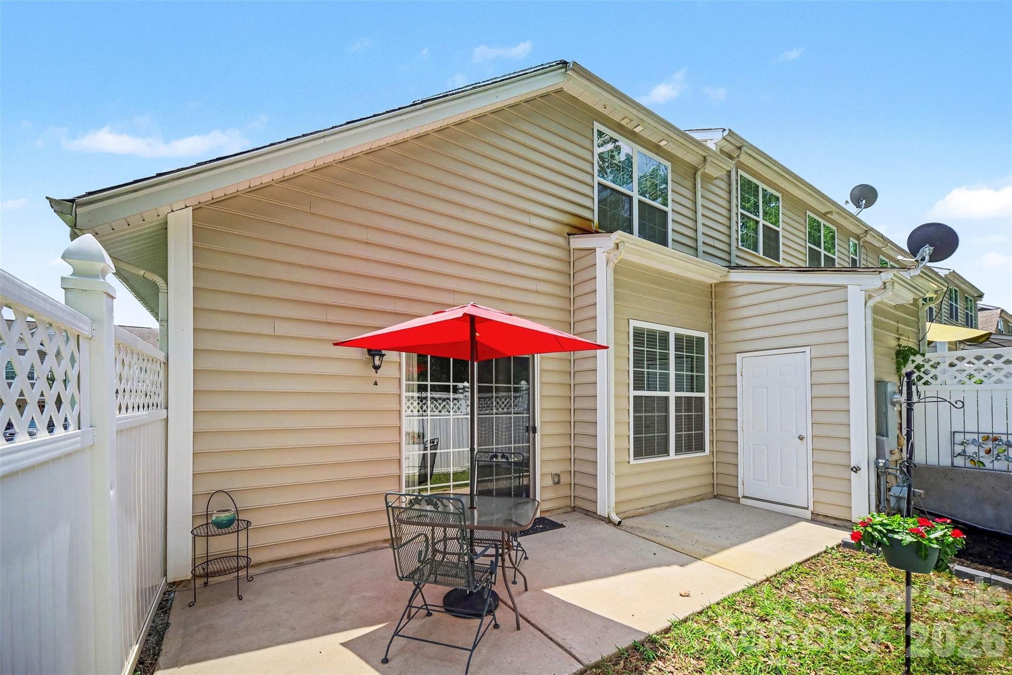 717 River Park Road Property Photo 18
