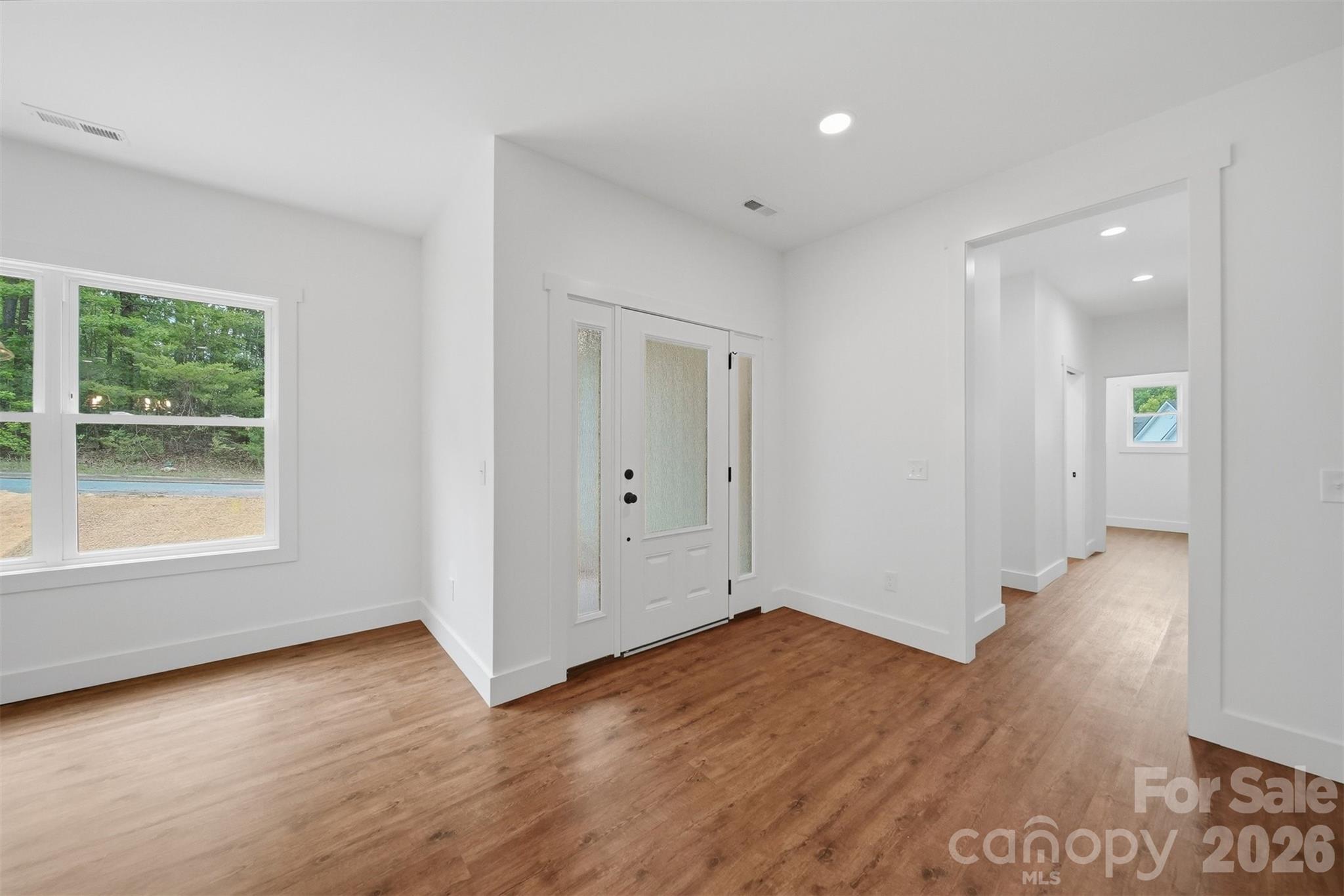 414 Scarlett Oak Court Property Photo 6