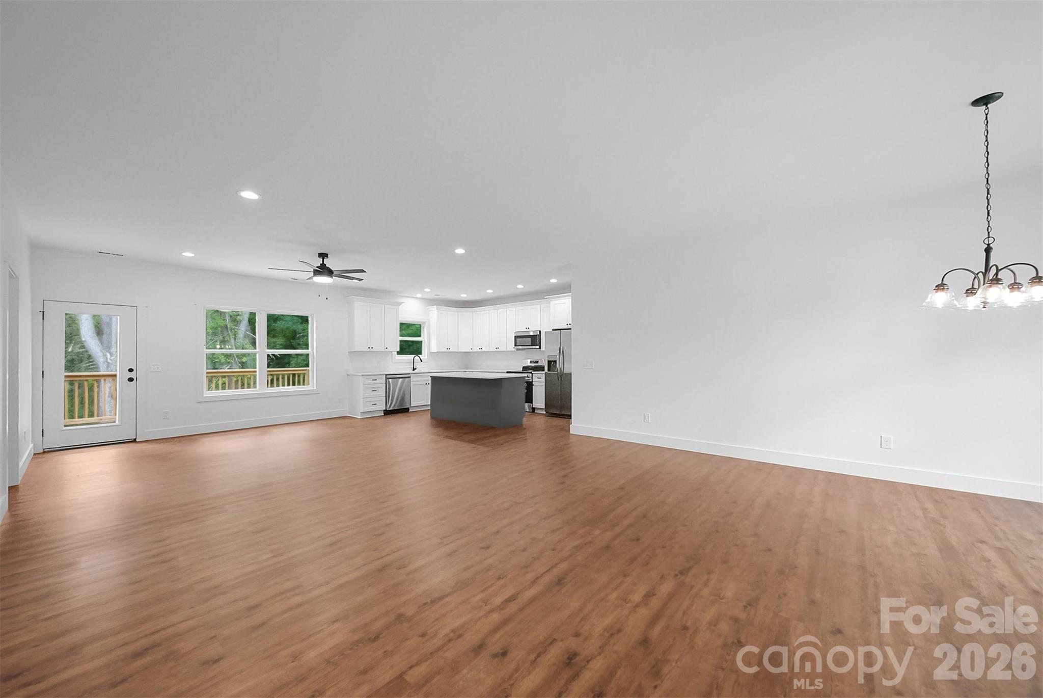 414 Scarlett Oak Court Property Photo 8