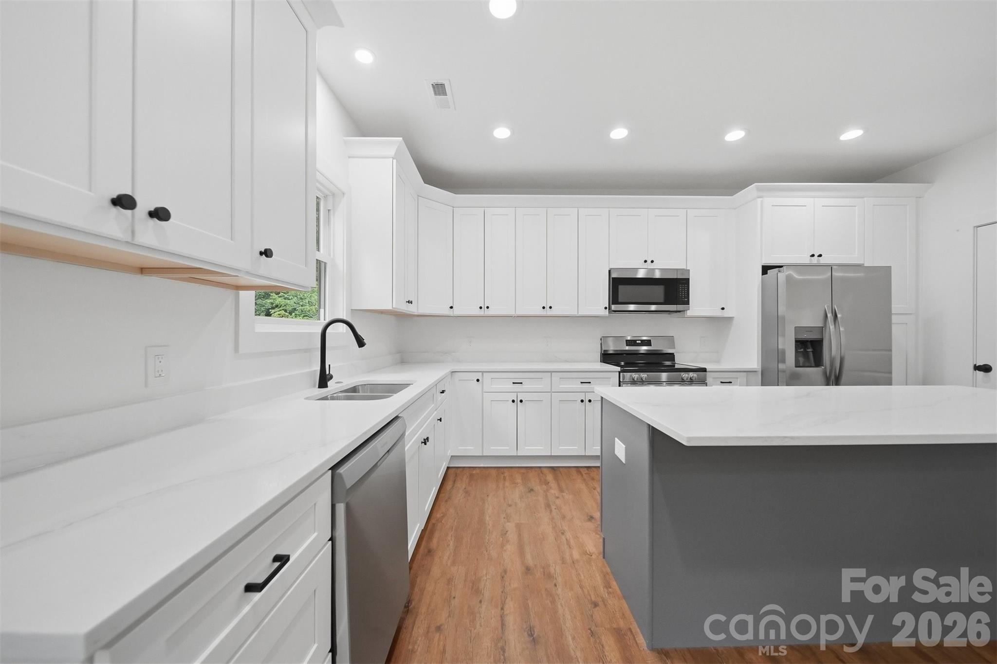 414 Scarlett Oak Court Property Photo 15
