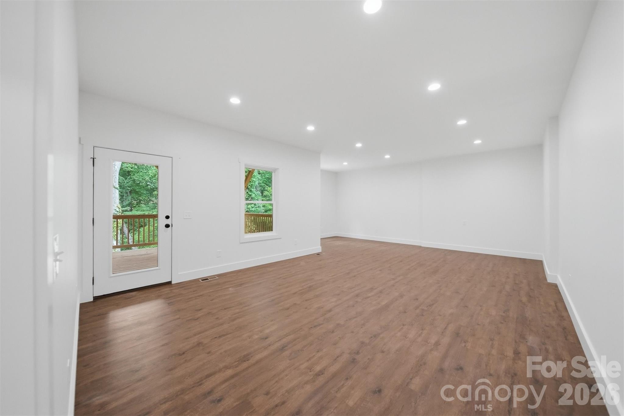 414 Scarlett Oak Court Property Photo 34