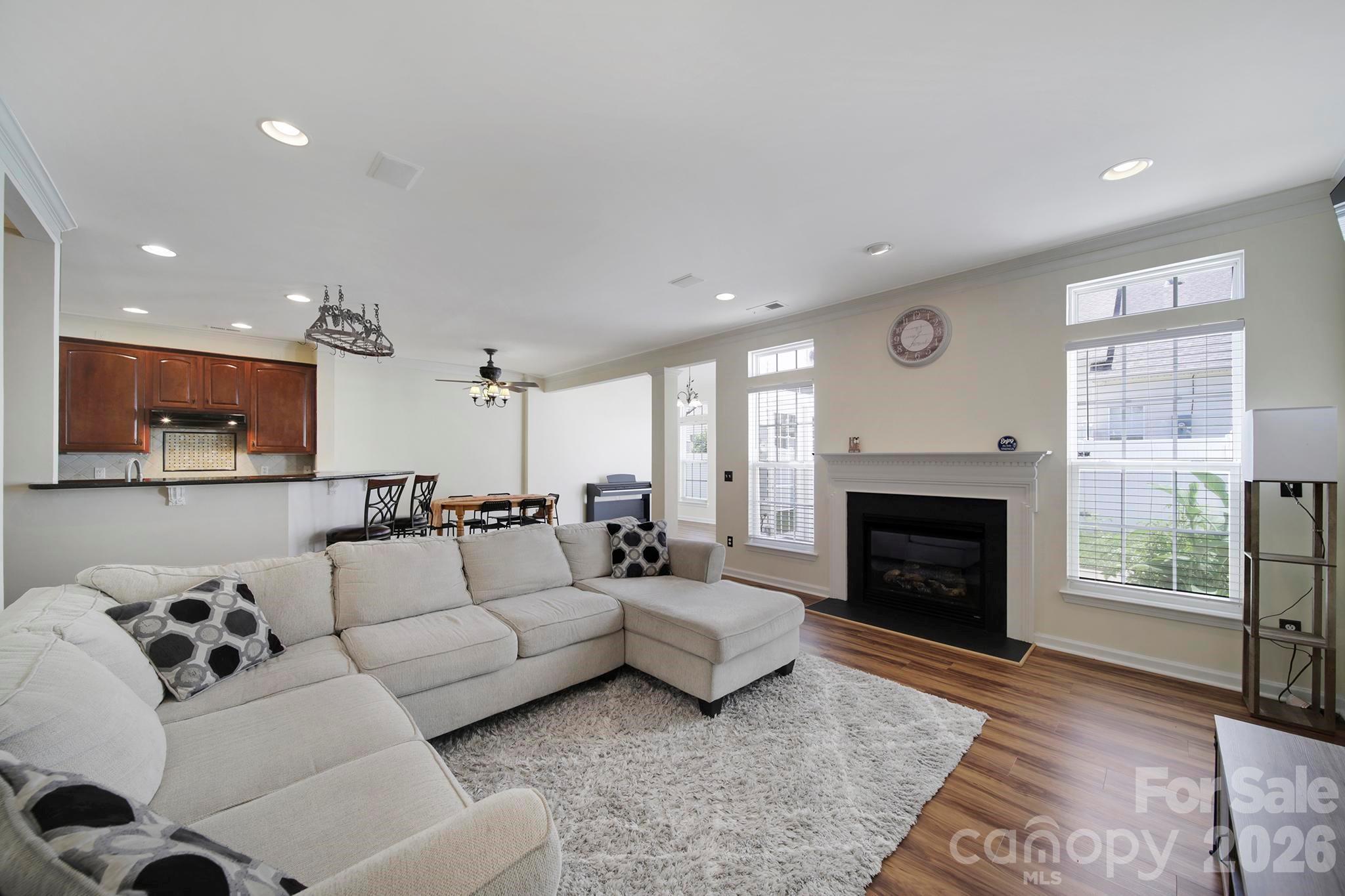 415 Foilage Court Property Photo 13