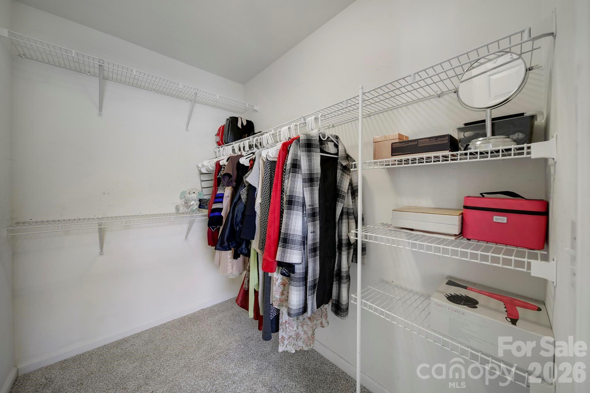 415 Foilage Court Property Photo 28