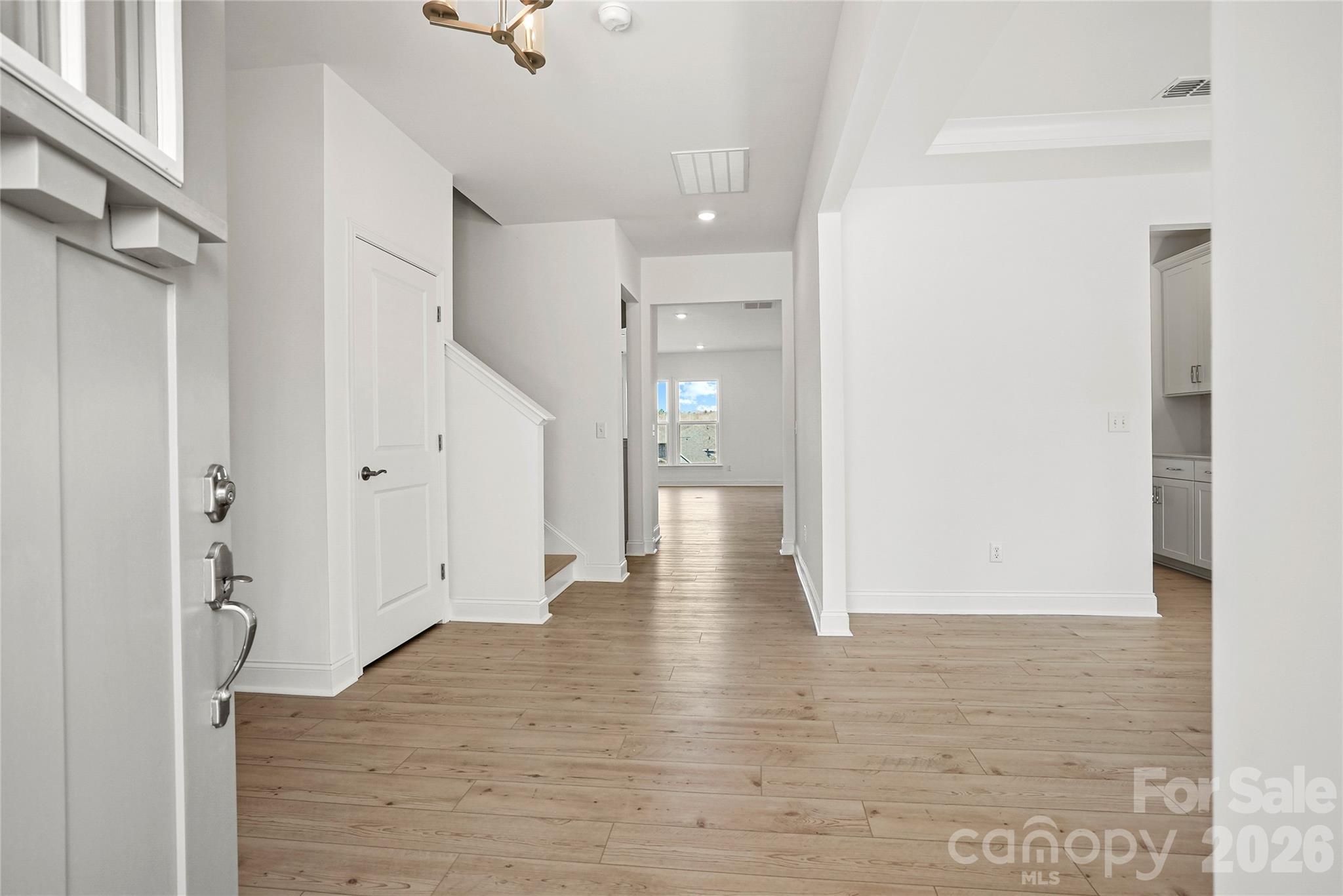 1011 High Bluff Point Property Photo 4