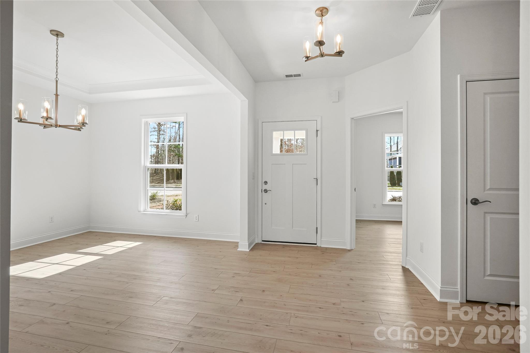 1011 High Bluff Point Property Photo 6
