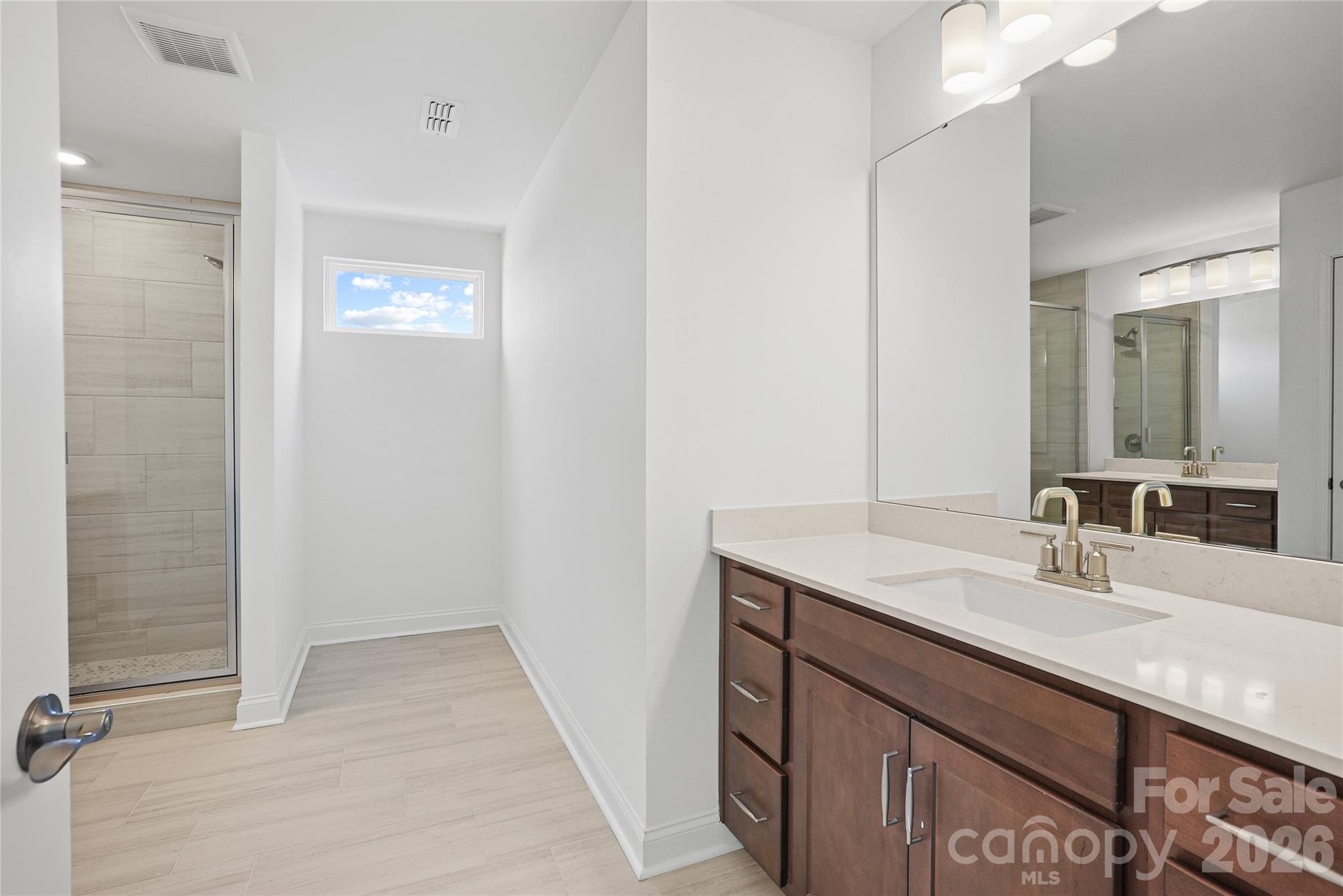 1011 High Bluff Point Property Photo 18