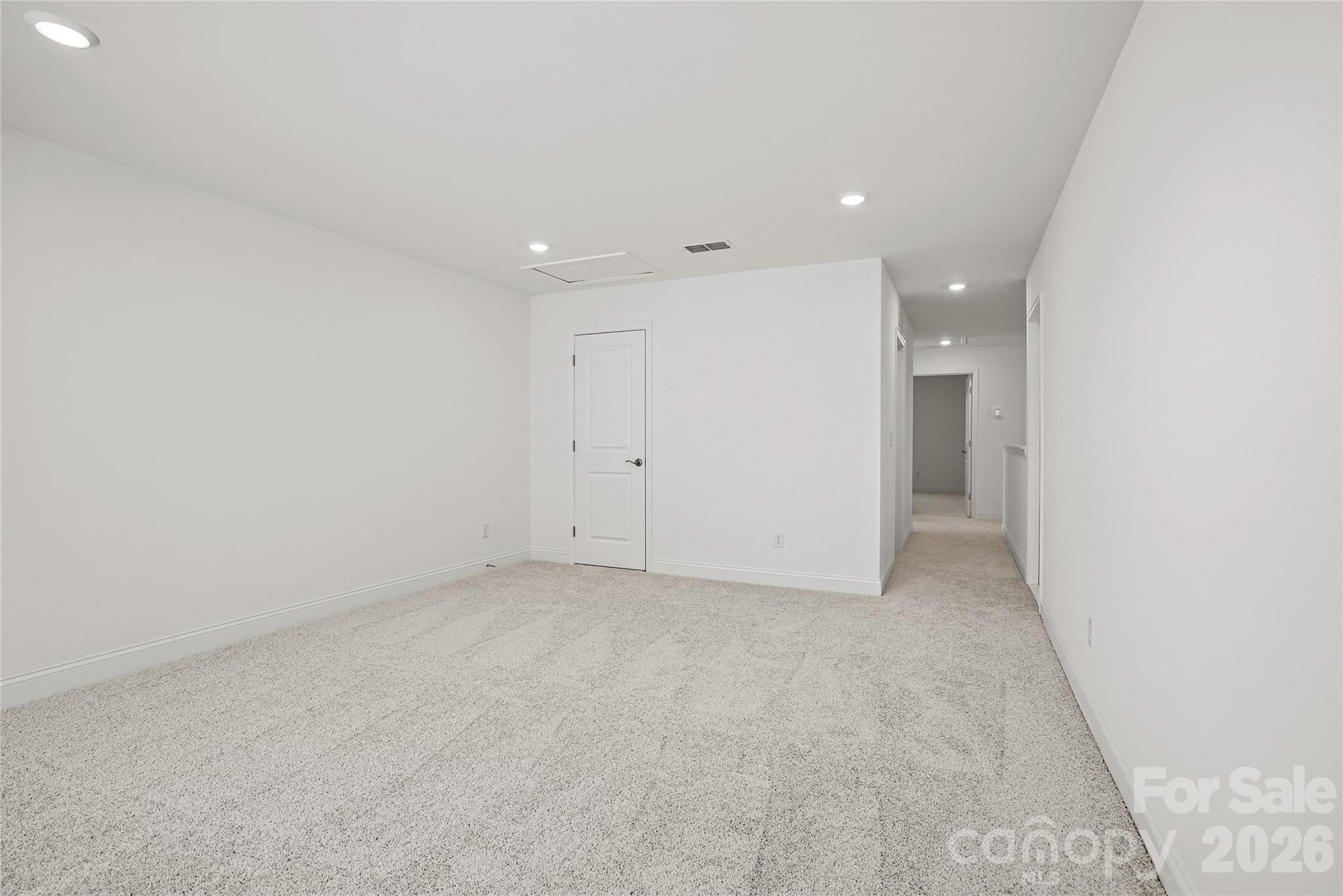 1011 High Bluff Point Property Photo 19