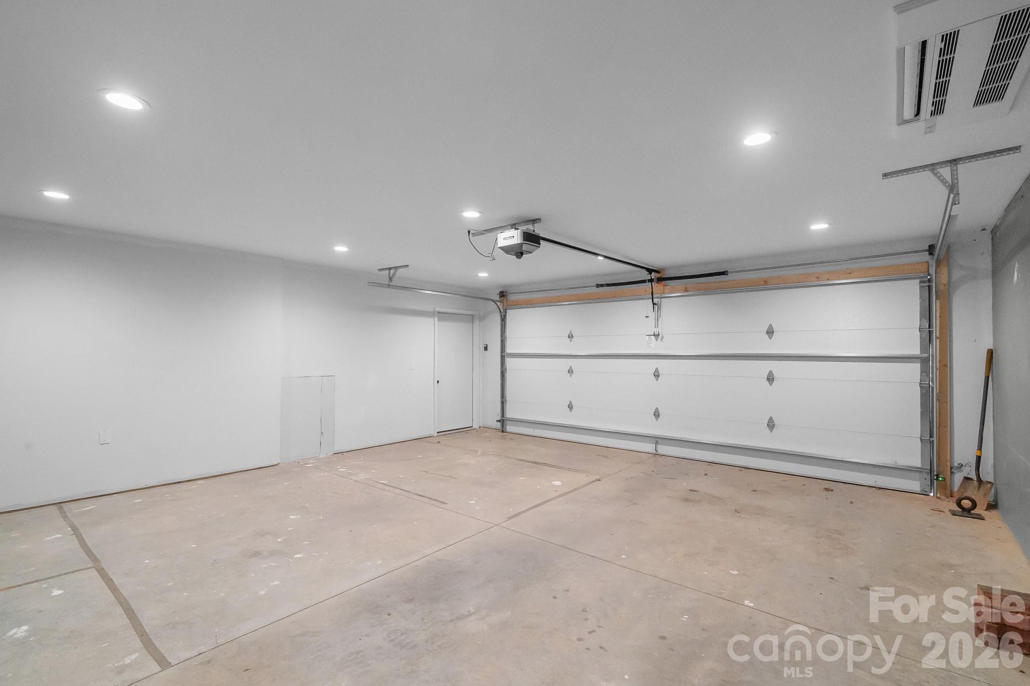 348 Alberta Drive Property Photo 33