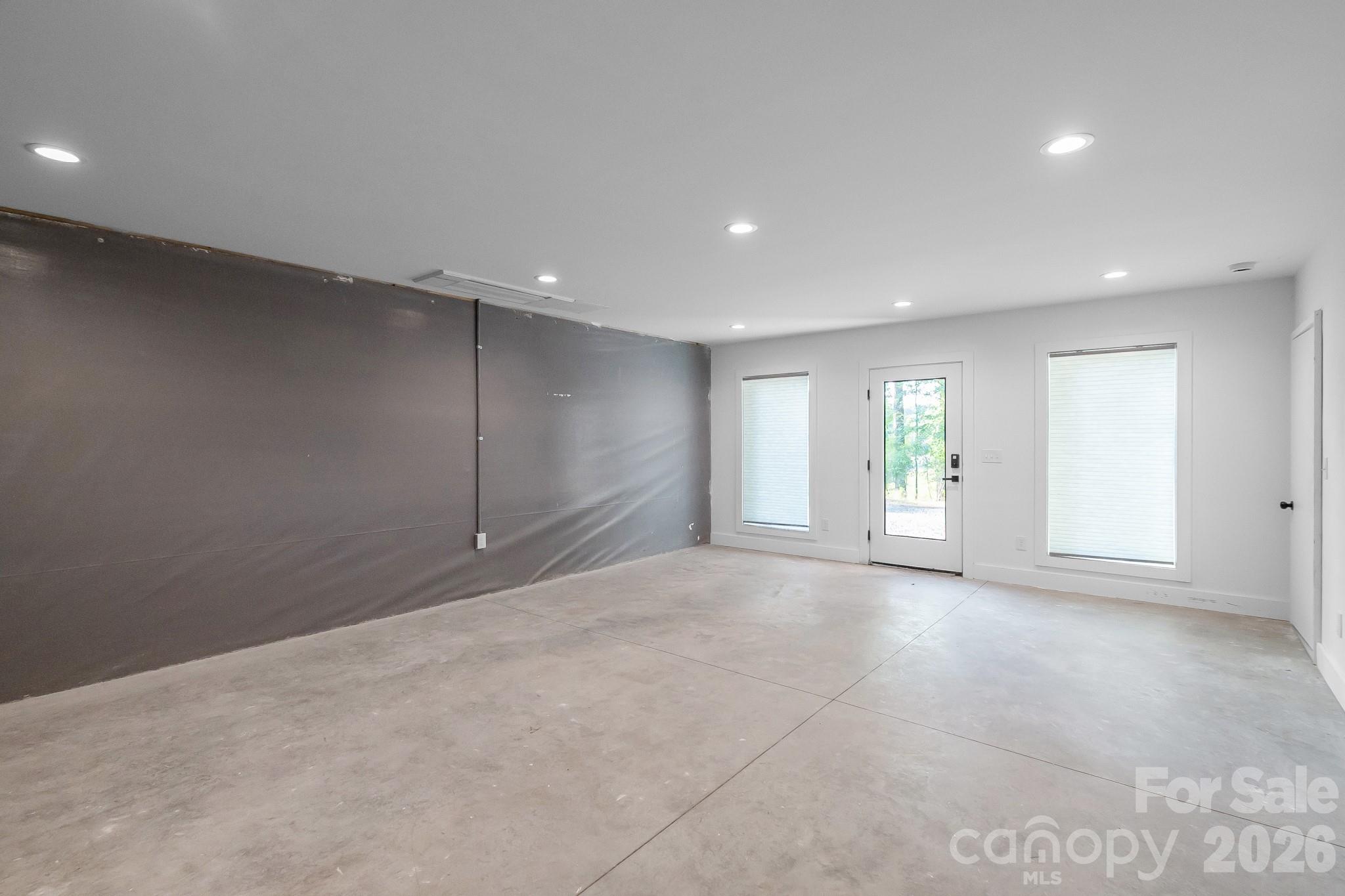 348 Alberta Drive Property Photo 34
