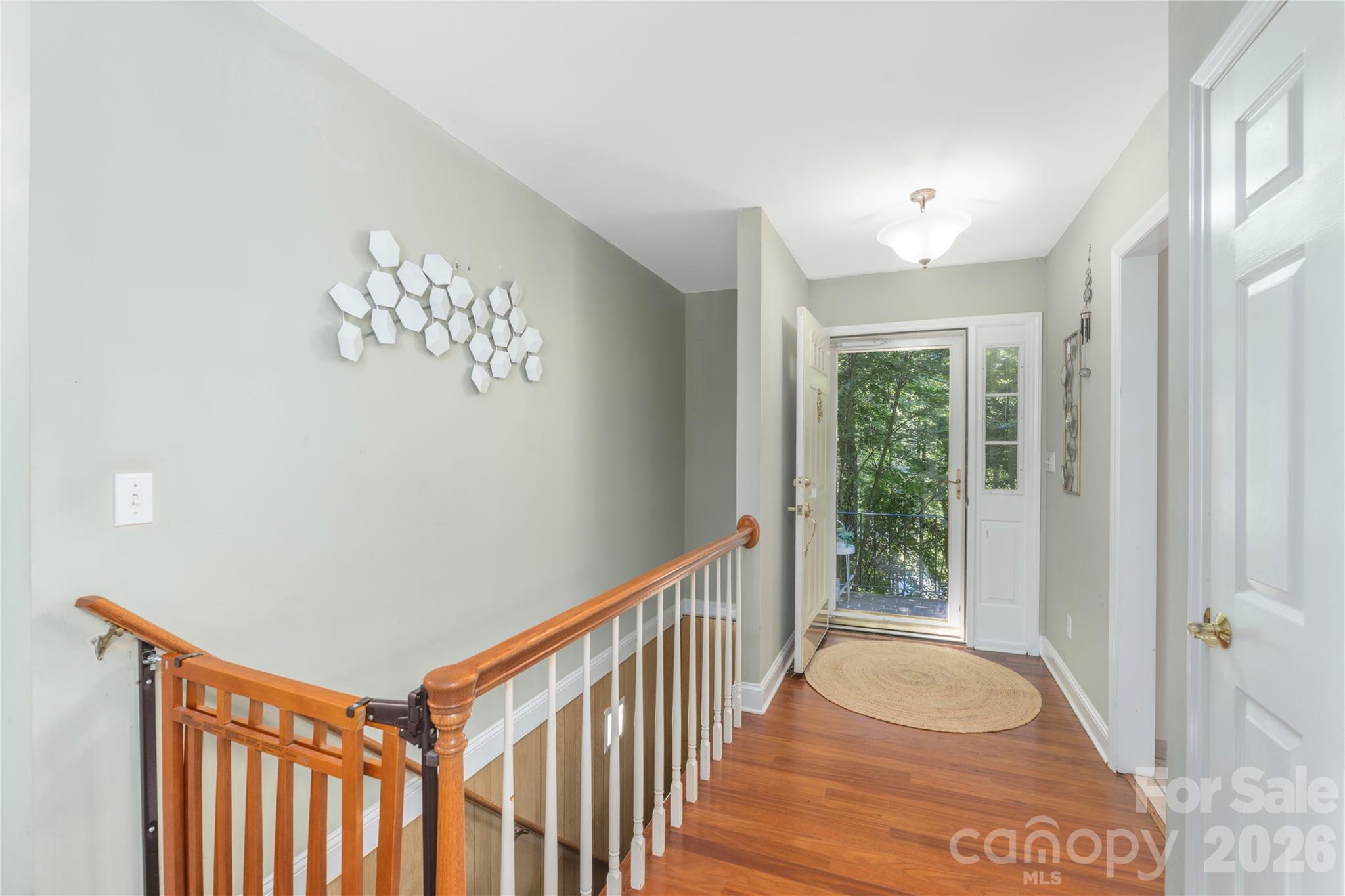 446 Deerhaven Lane Property Photo 2