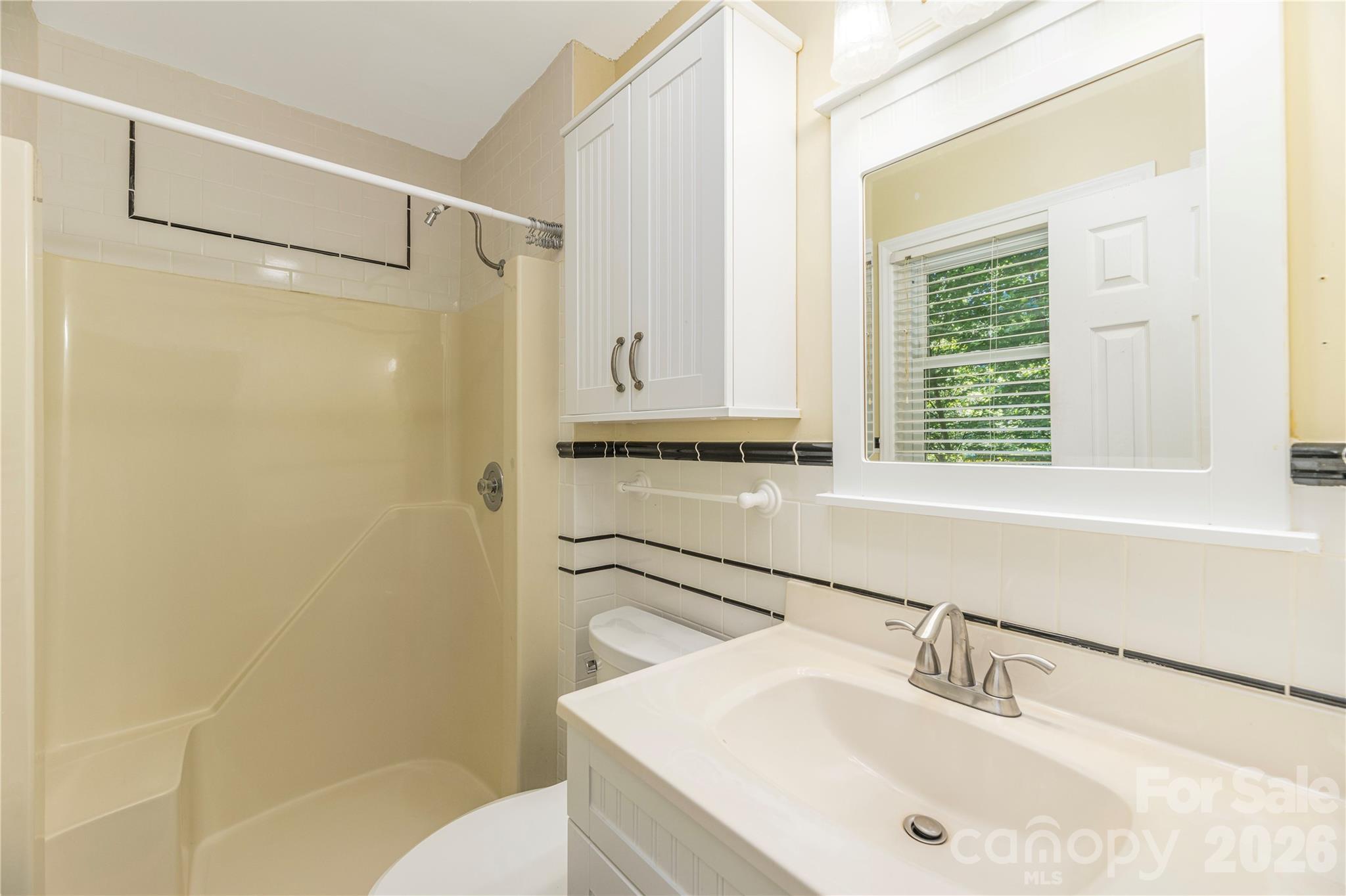 446 Deerhaven Lane Property Photo 17