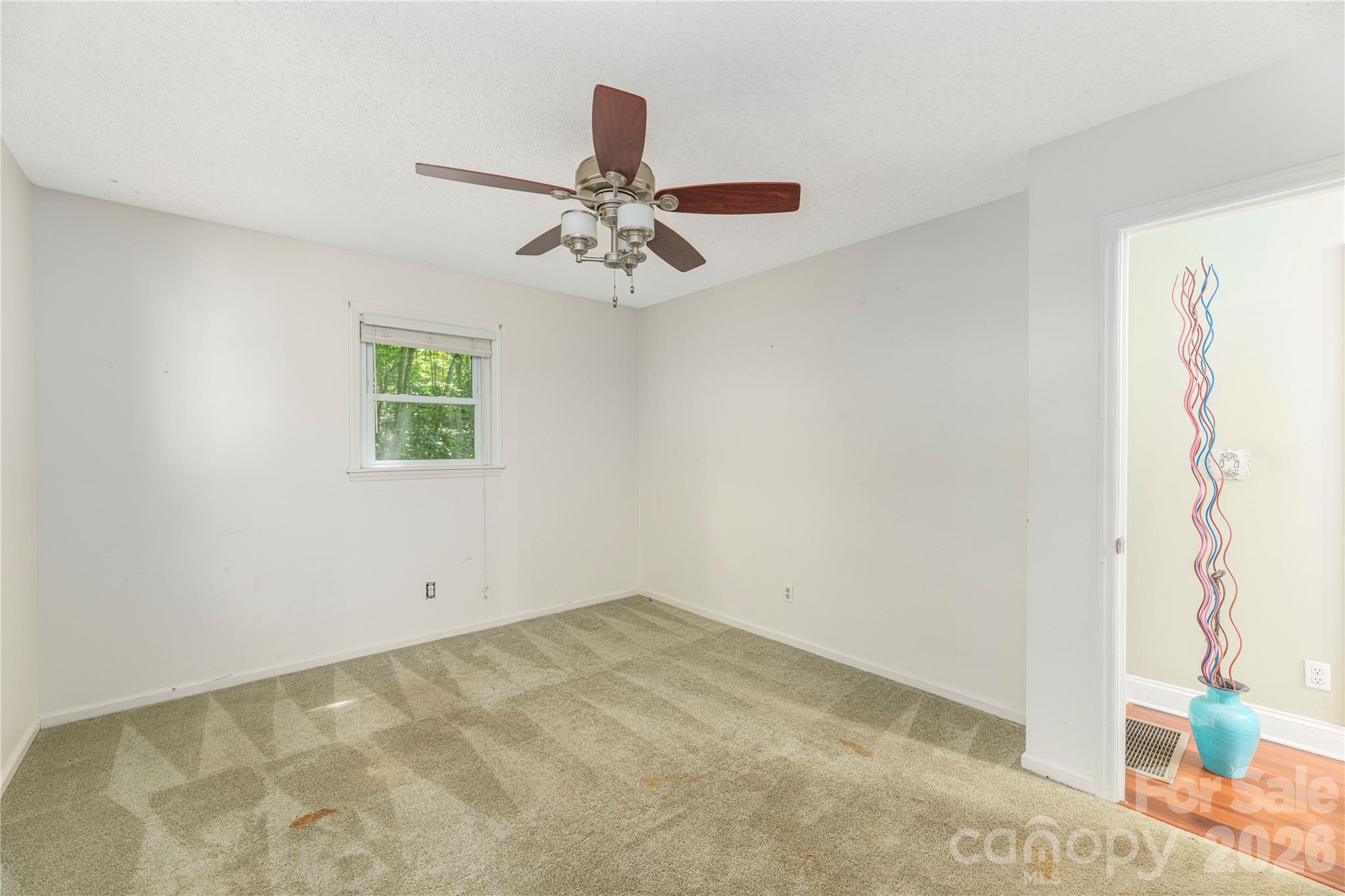 446 Deerhaven Lane Property Photo 20