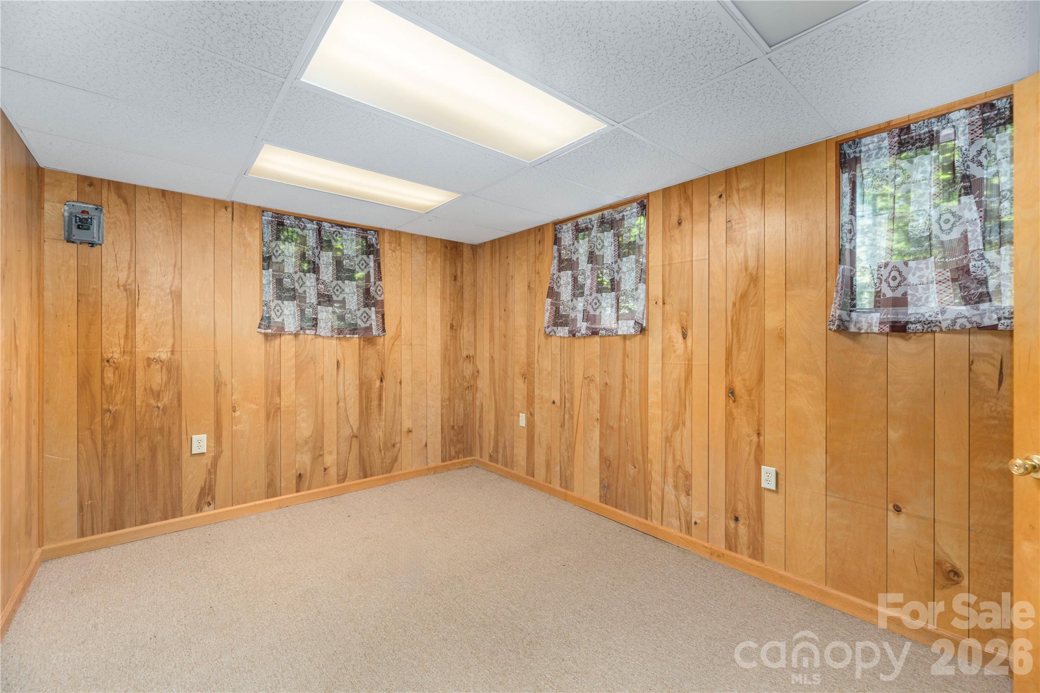 446 Deerhaven Lane Property Photo 23