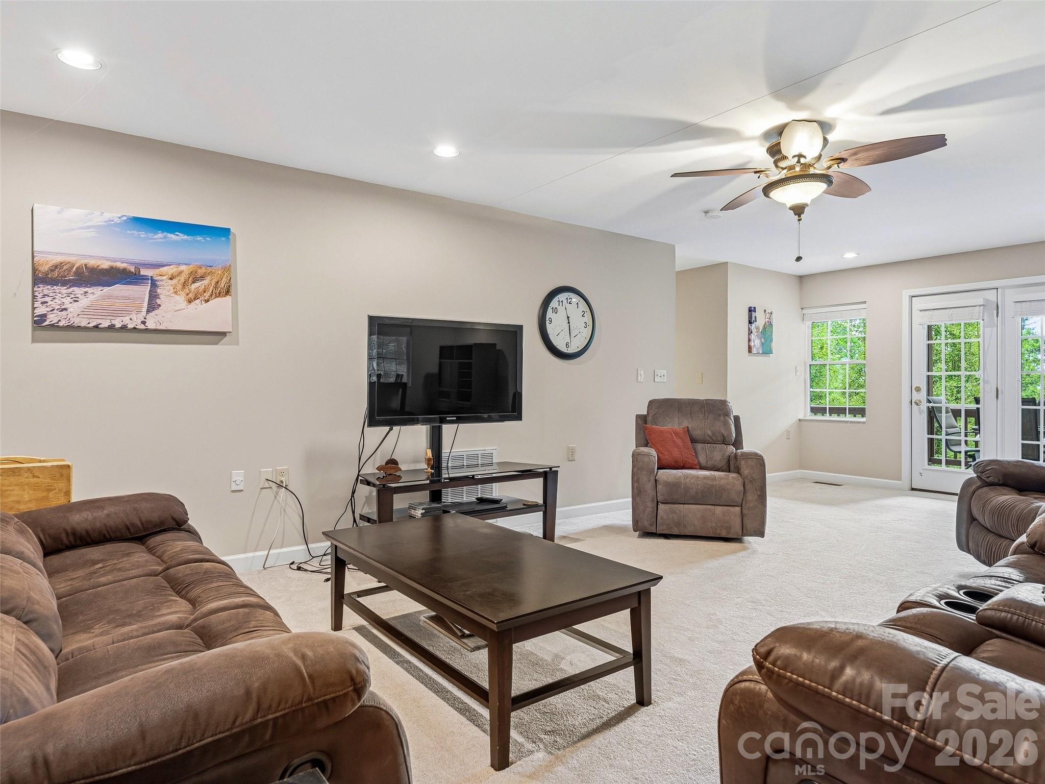 115 Flameleaf Lane Property Photo 36