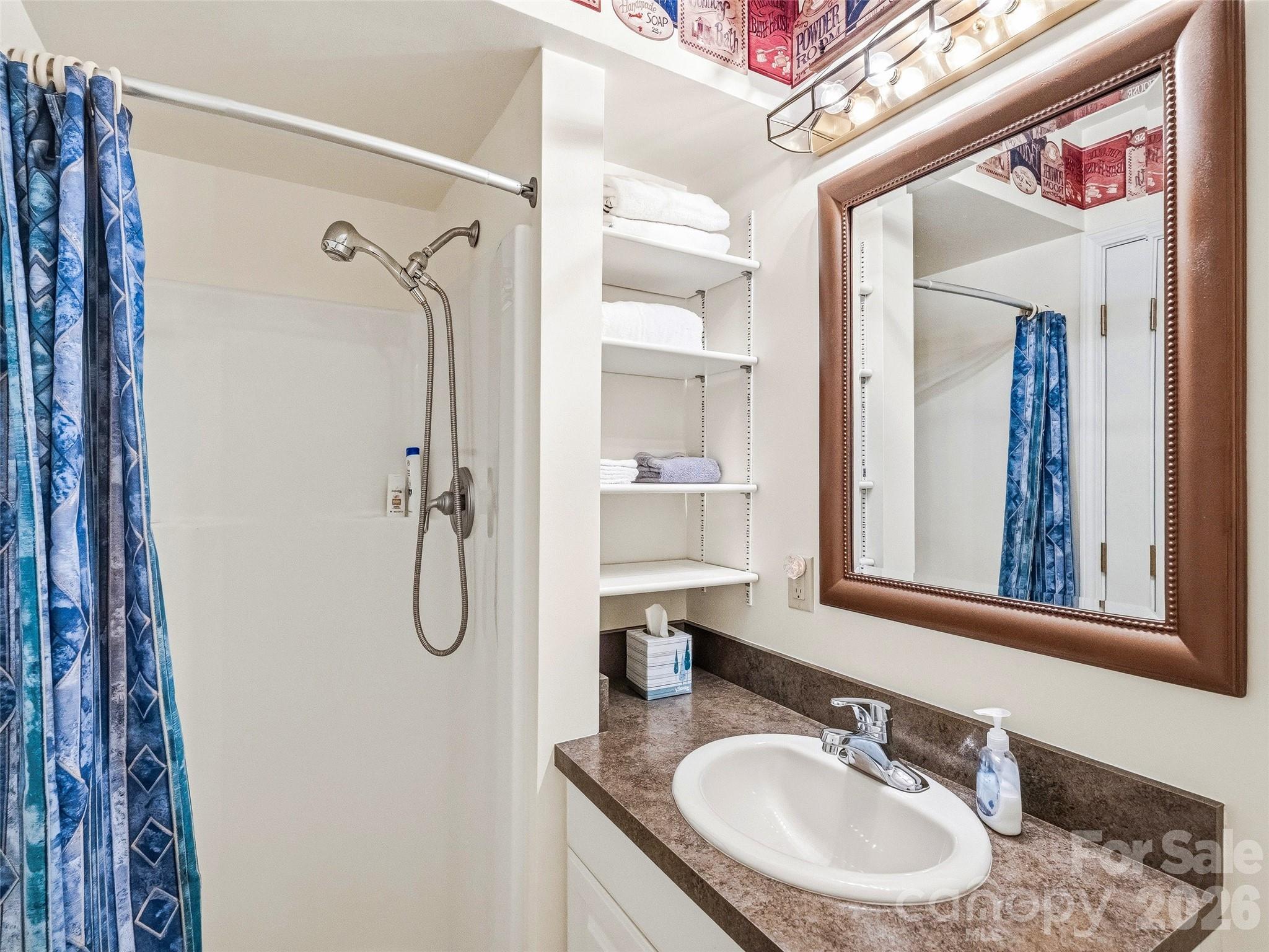 115 Flameleaf Lane Property Photo 39