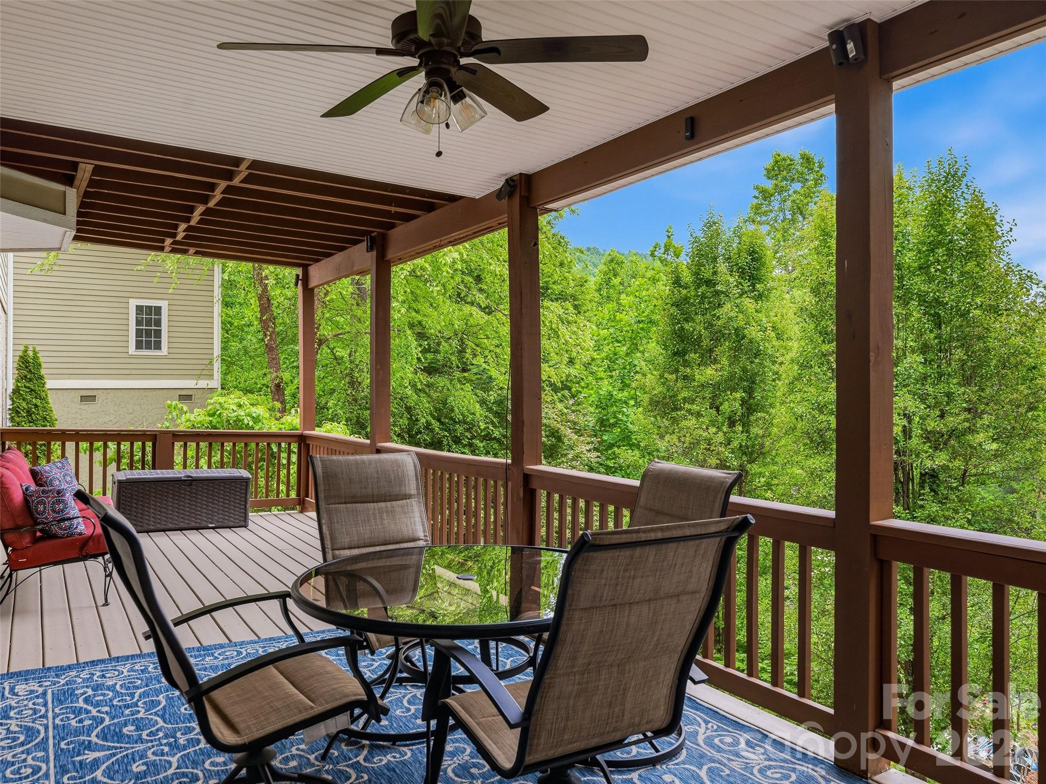 115 Flameleaf Lane Property Photo 42