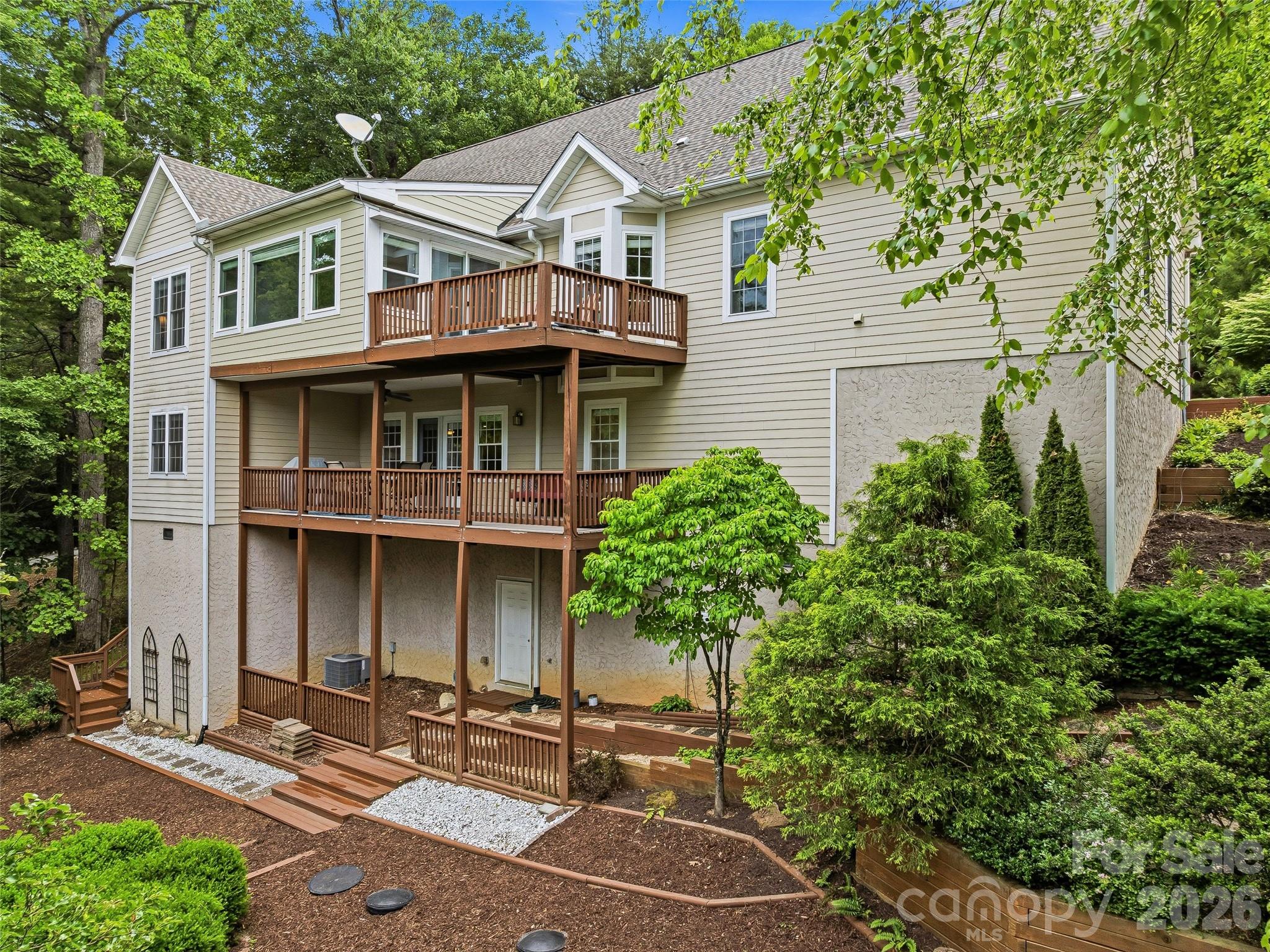 115 Flameleaf Lane Property Photo 44