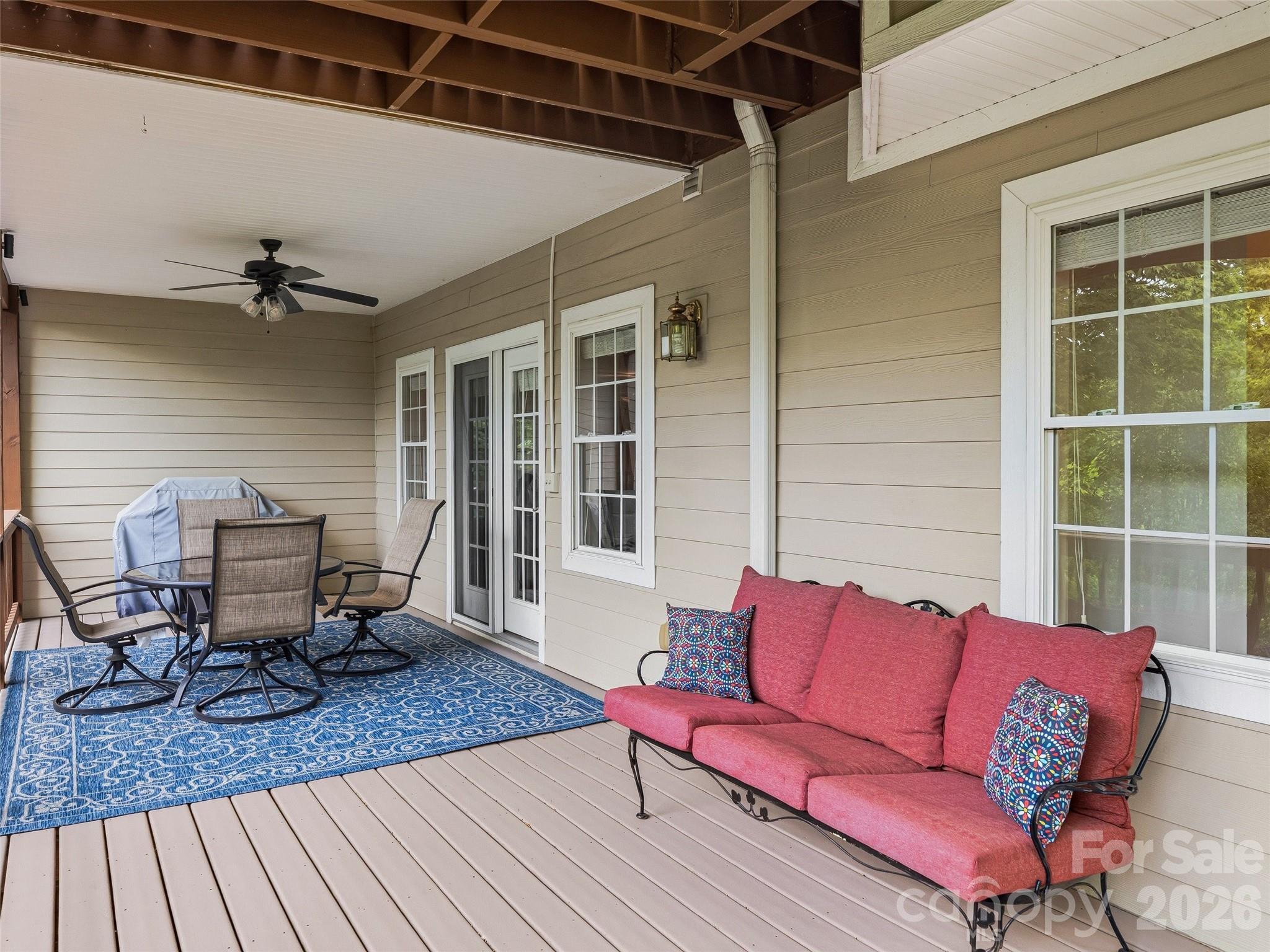 115 Flameleaf Lane Property Photo 44